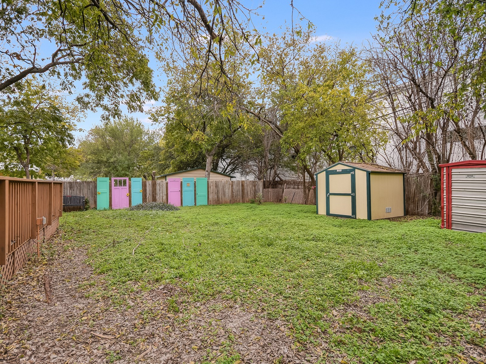 main property photo 9