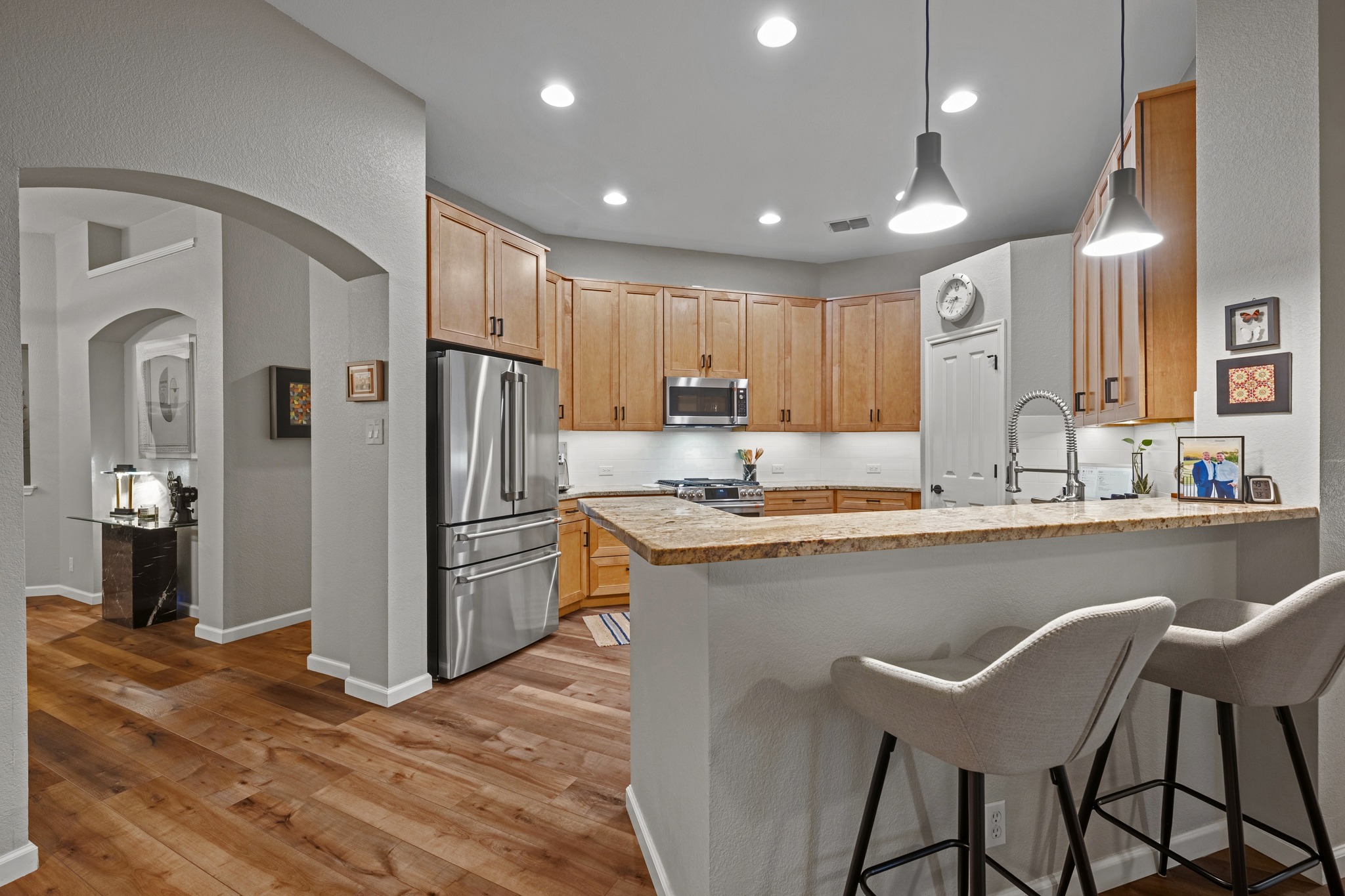 main property photo 9