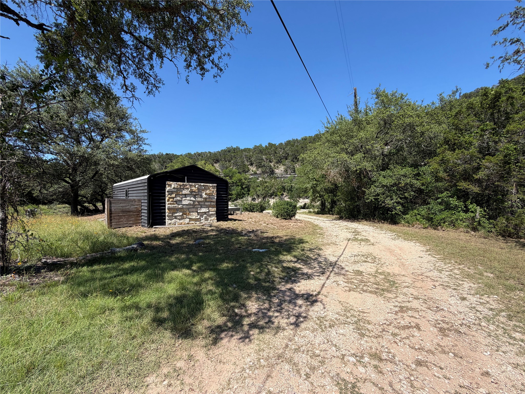 main property photo 12