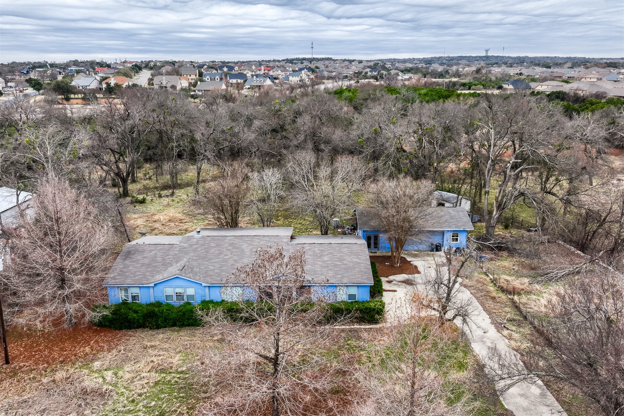 main property photo 3