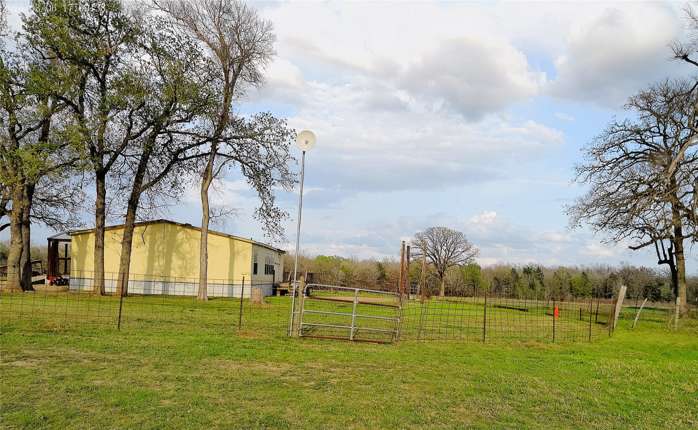 main property photo 9