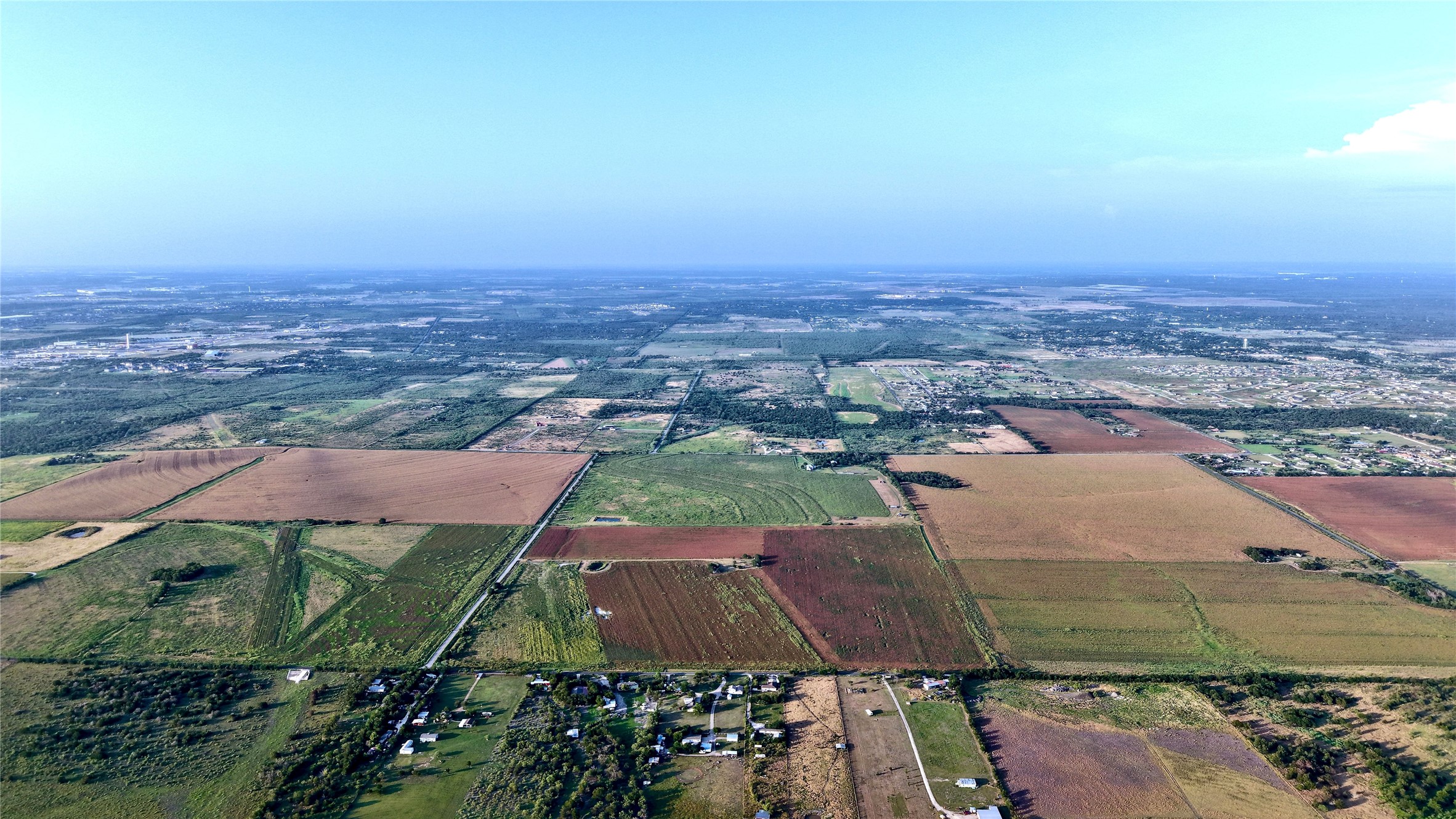 main property photo 6