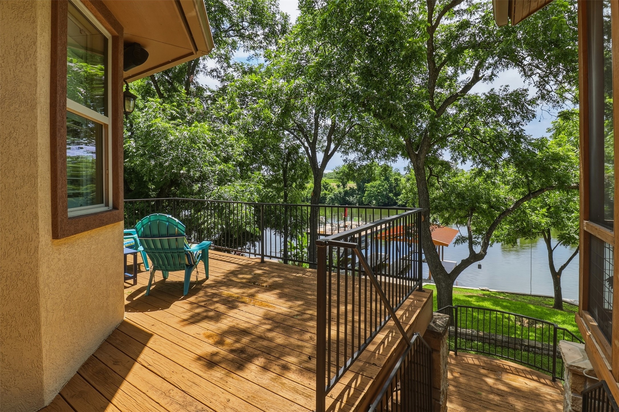 main property photo 10