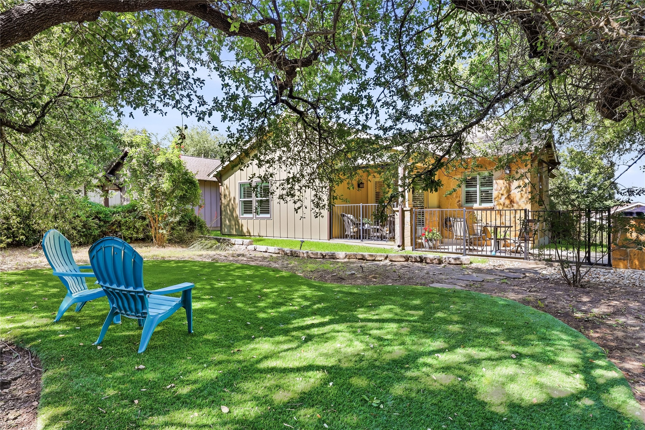 main property photo 33