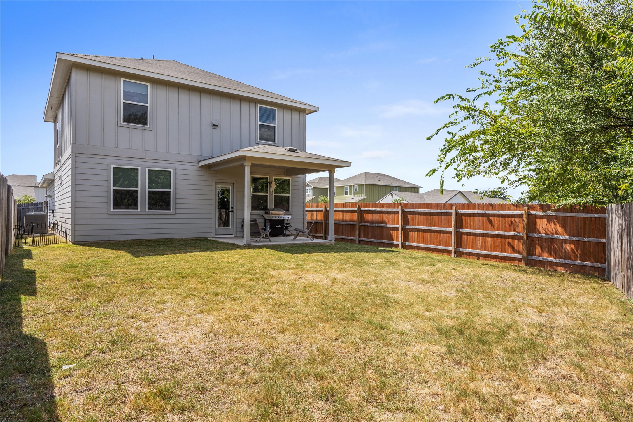main property photo 22