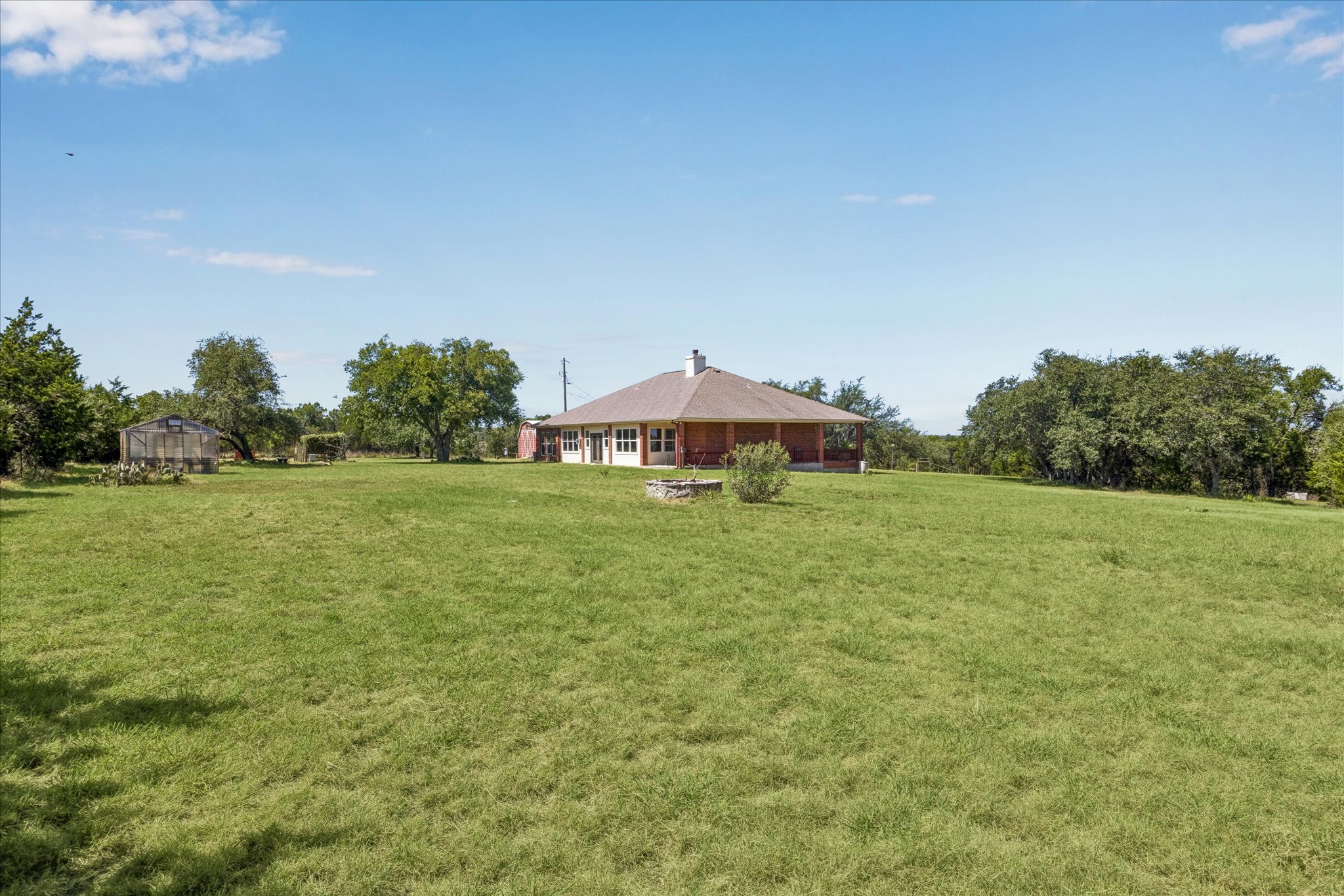 main property photo 26