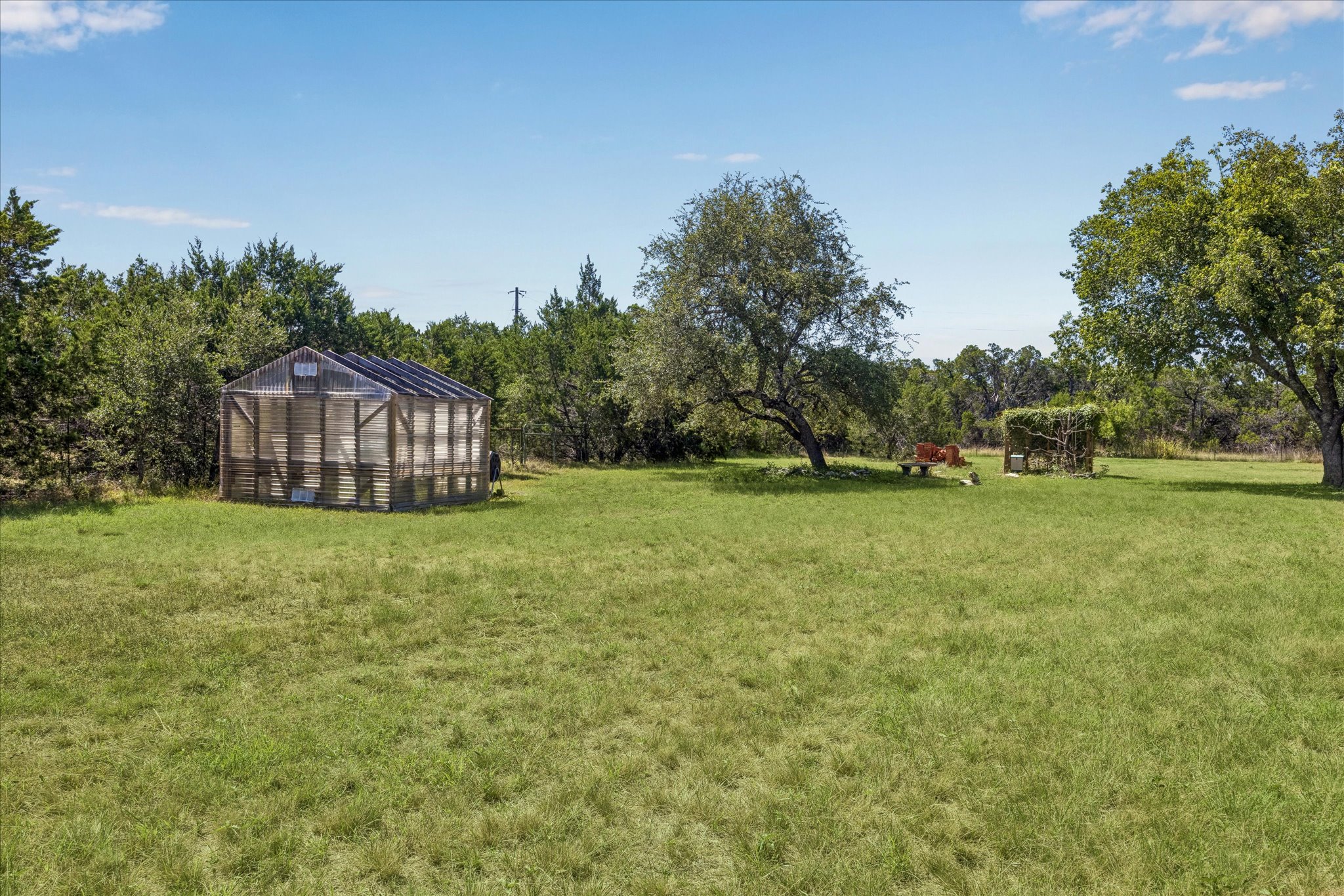 main property photo 27