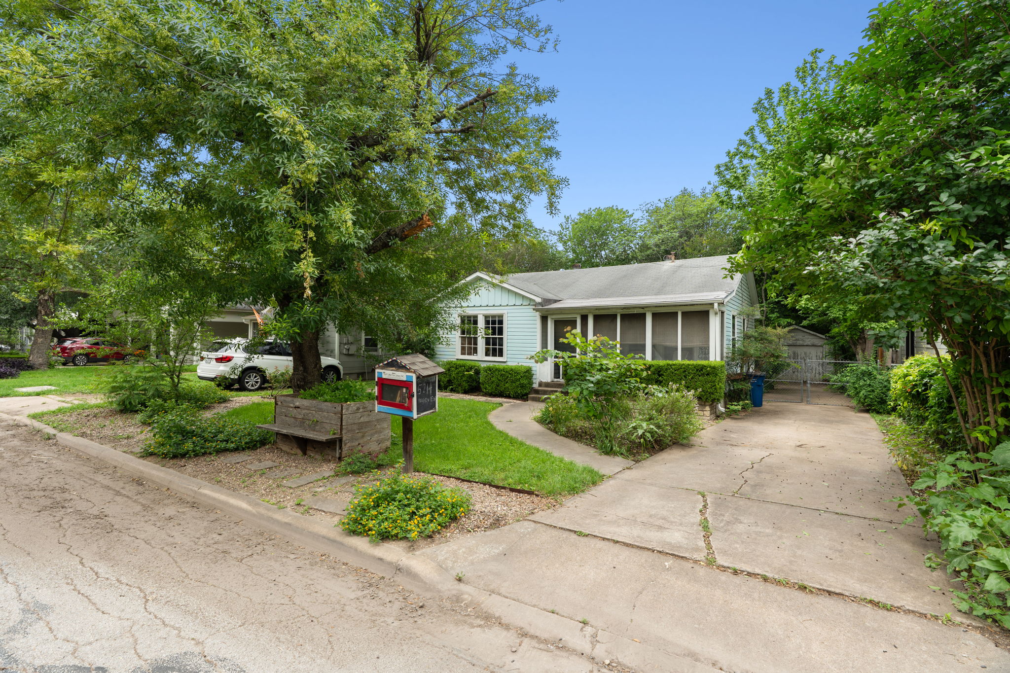 main property photo 2