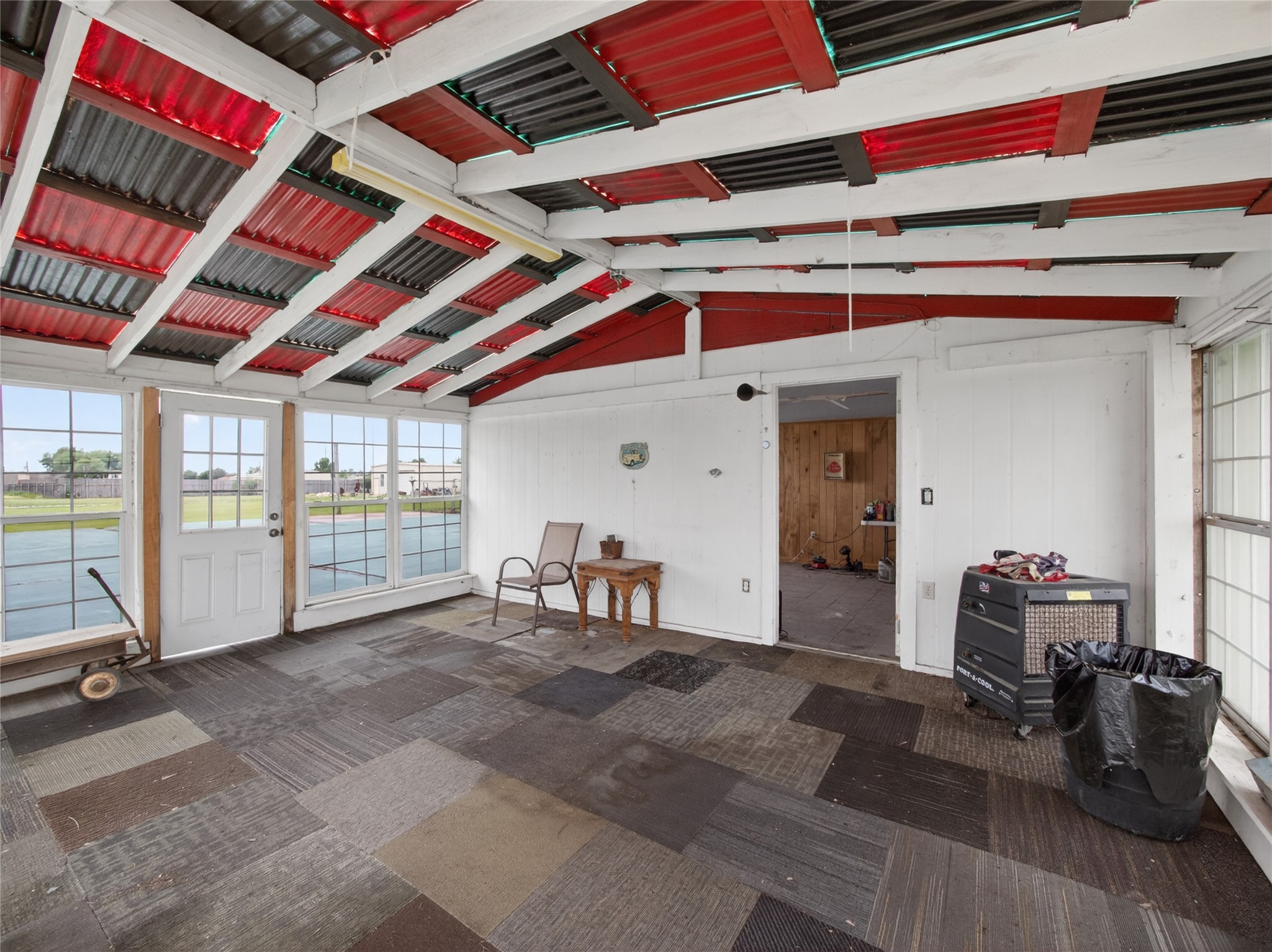main property photo 29