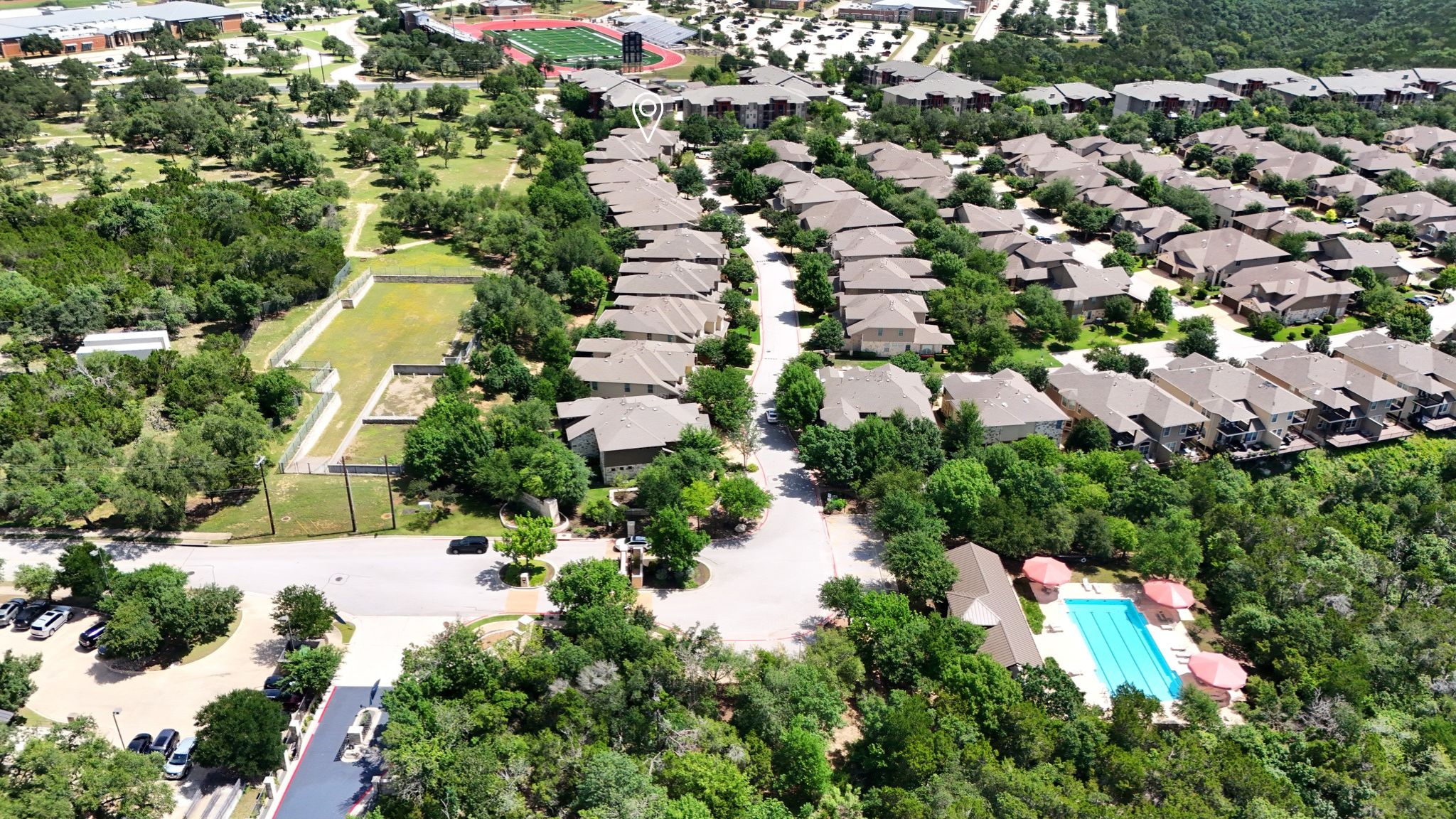 main property photo 37