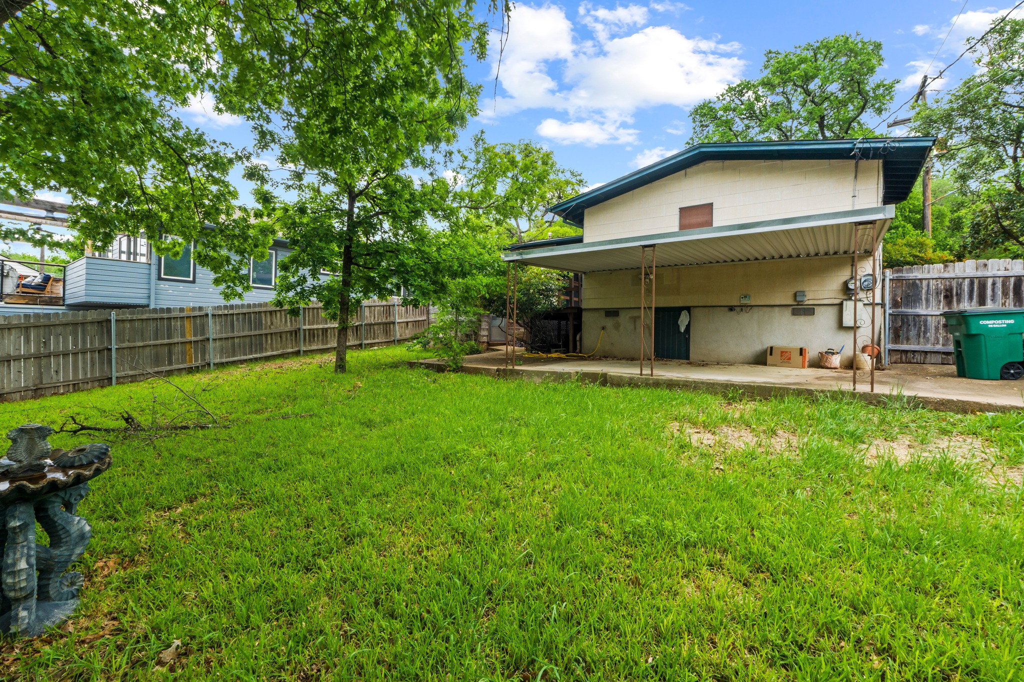 main property photo 20