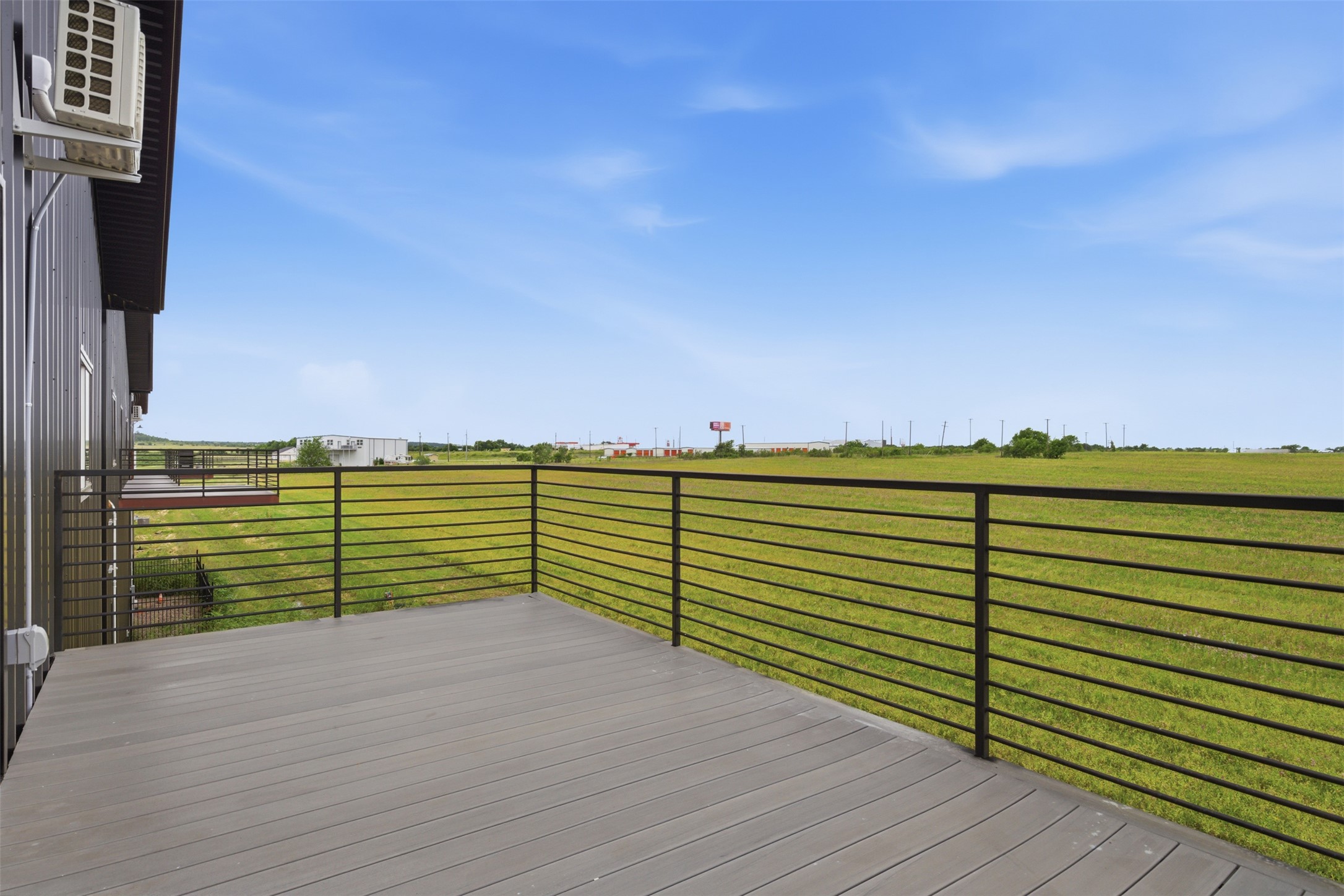 main property photo 12