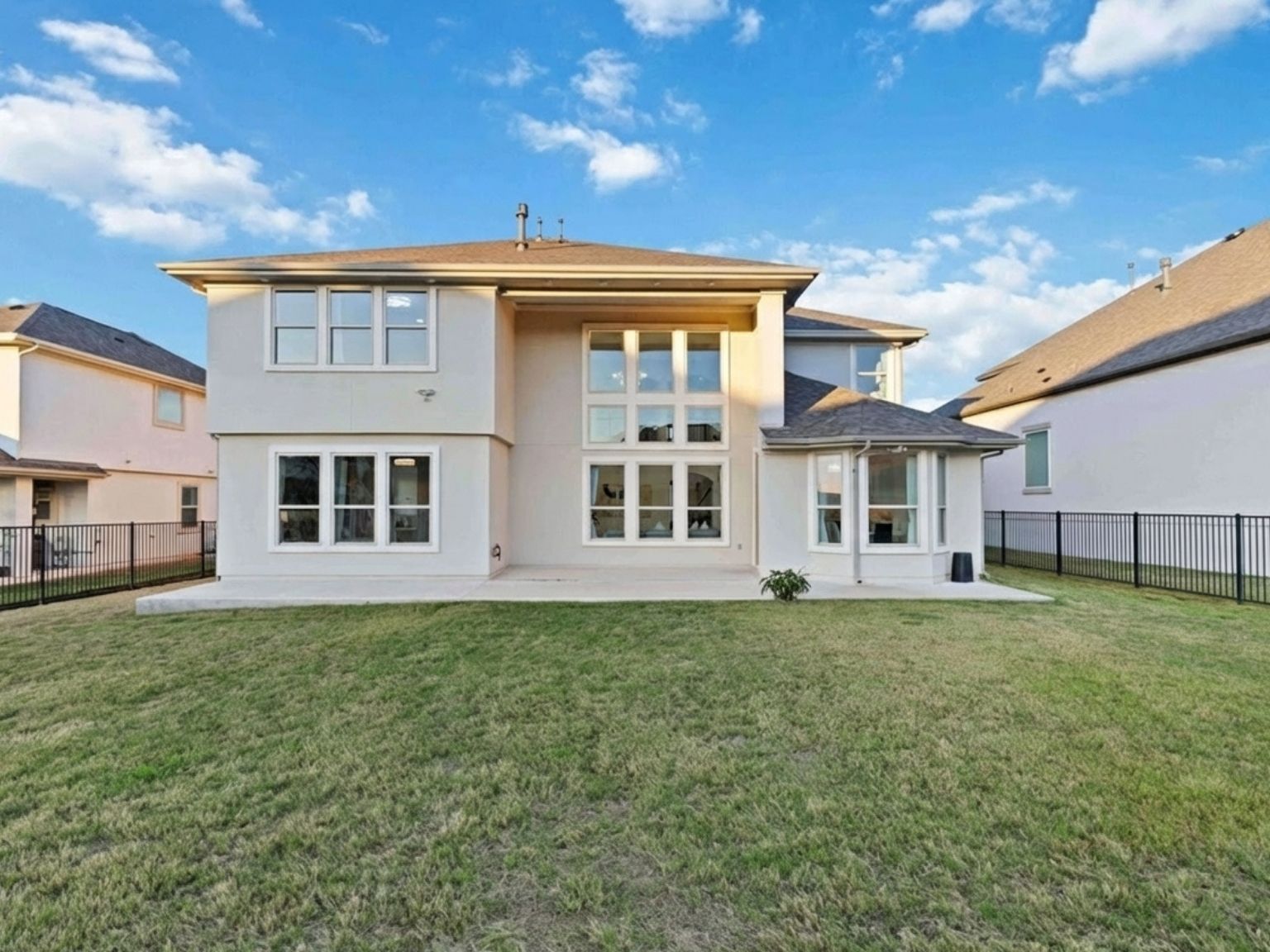 main property photo 29