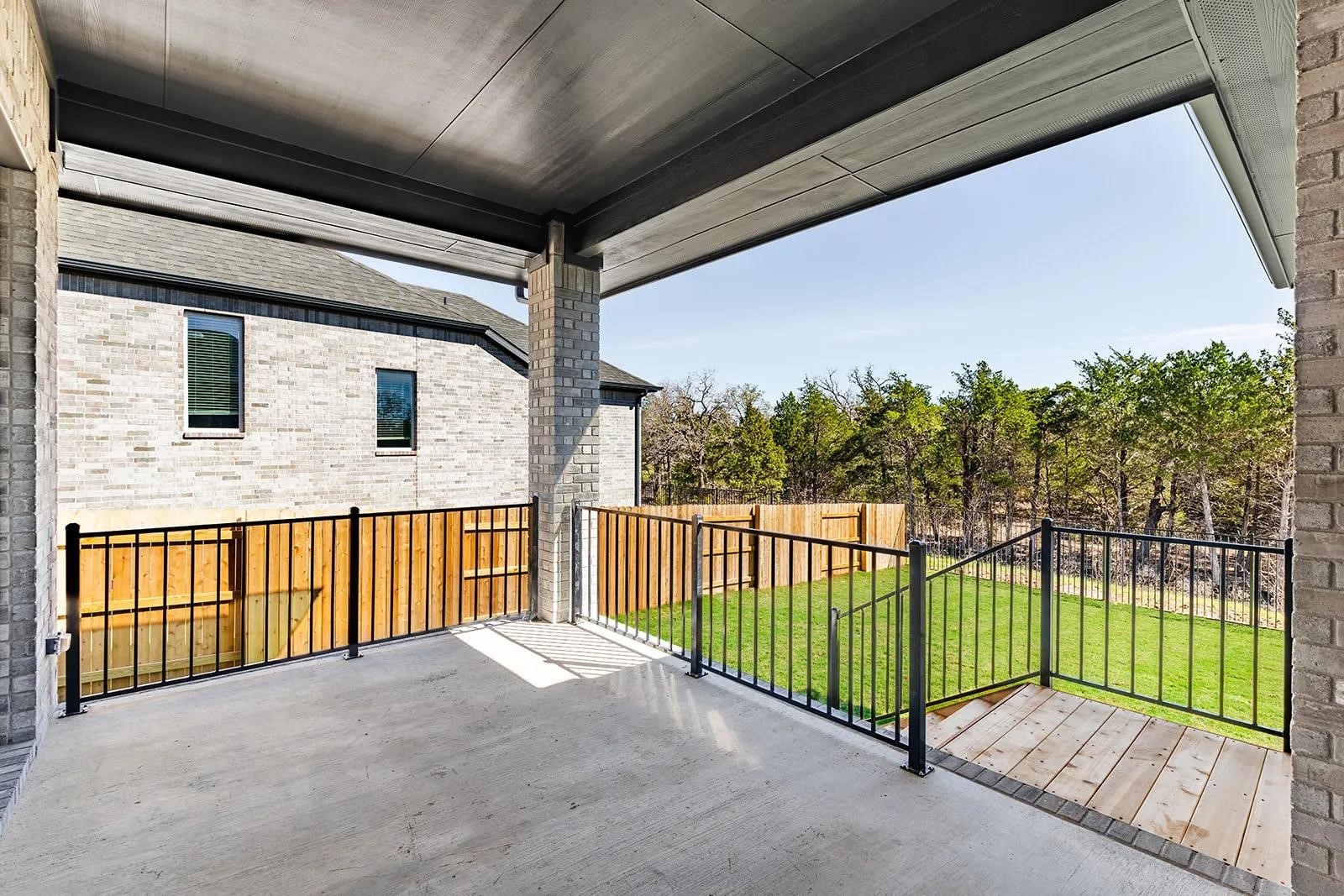 main property photo 18