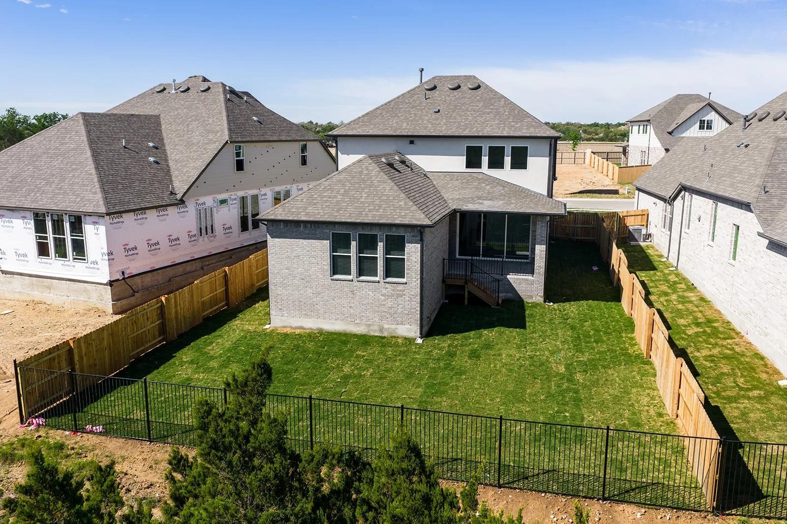 main property photo 20