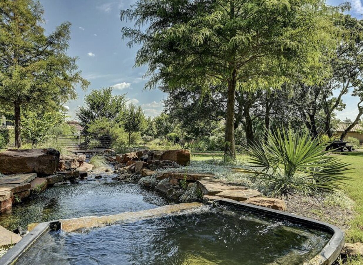 main property photo 35