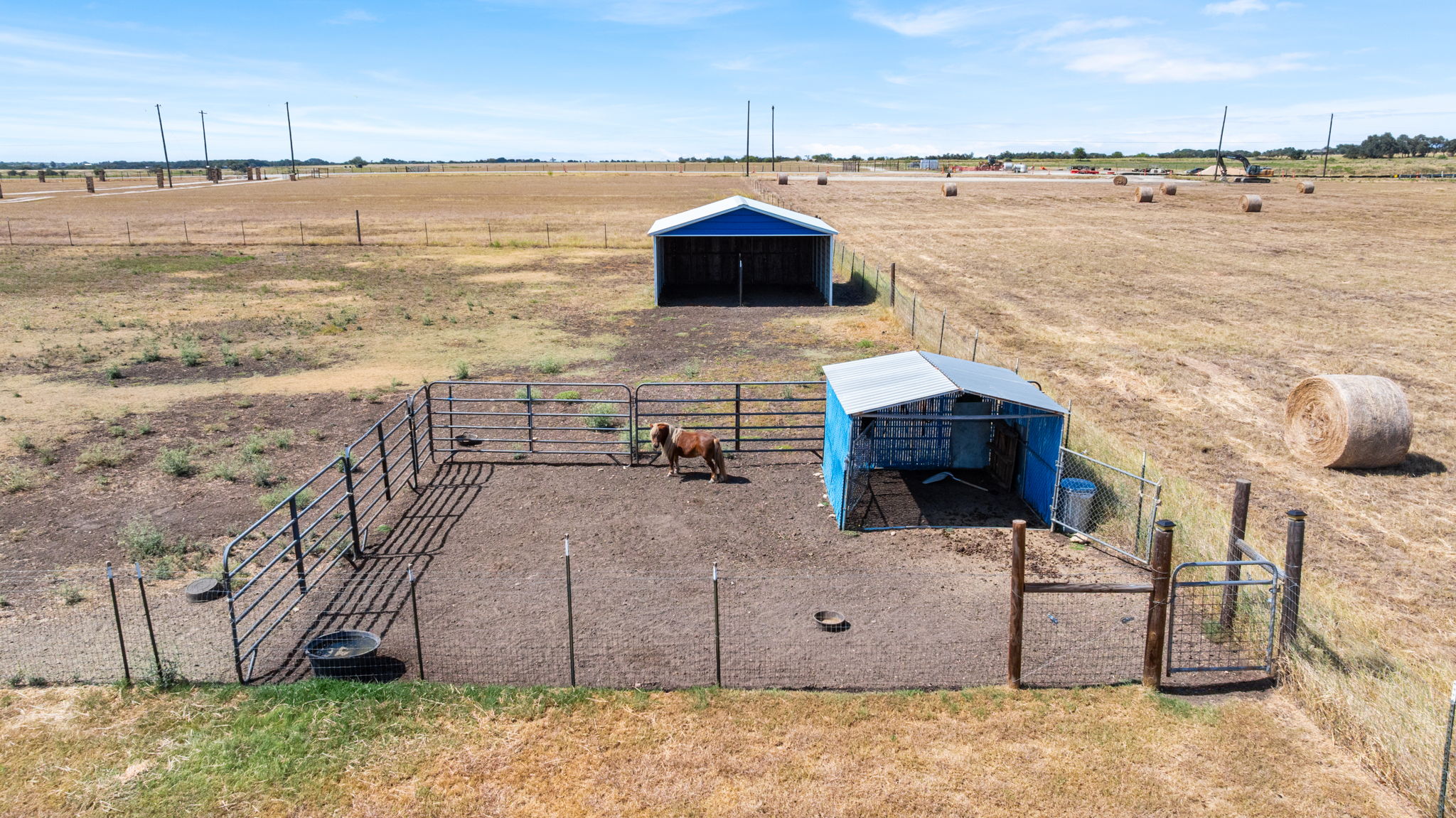 main property photo 37