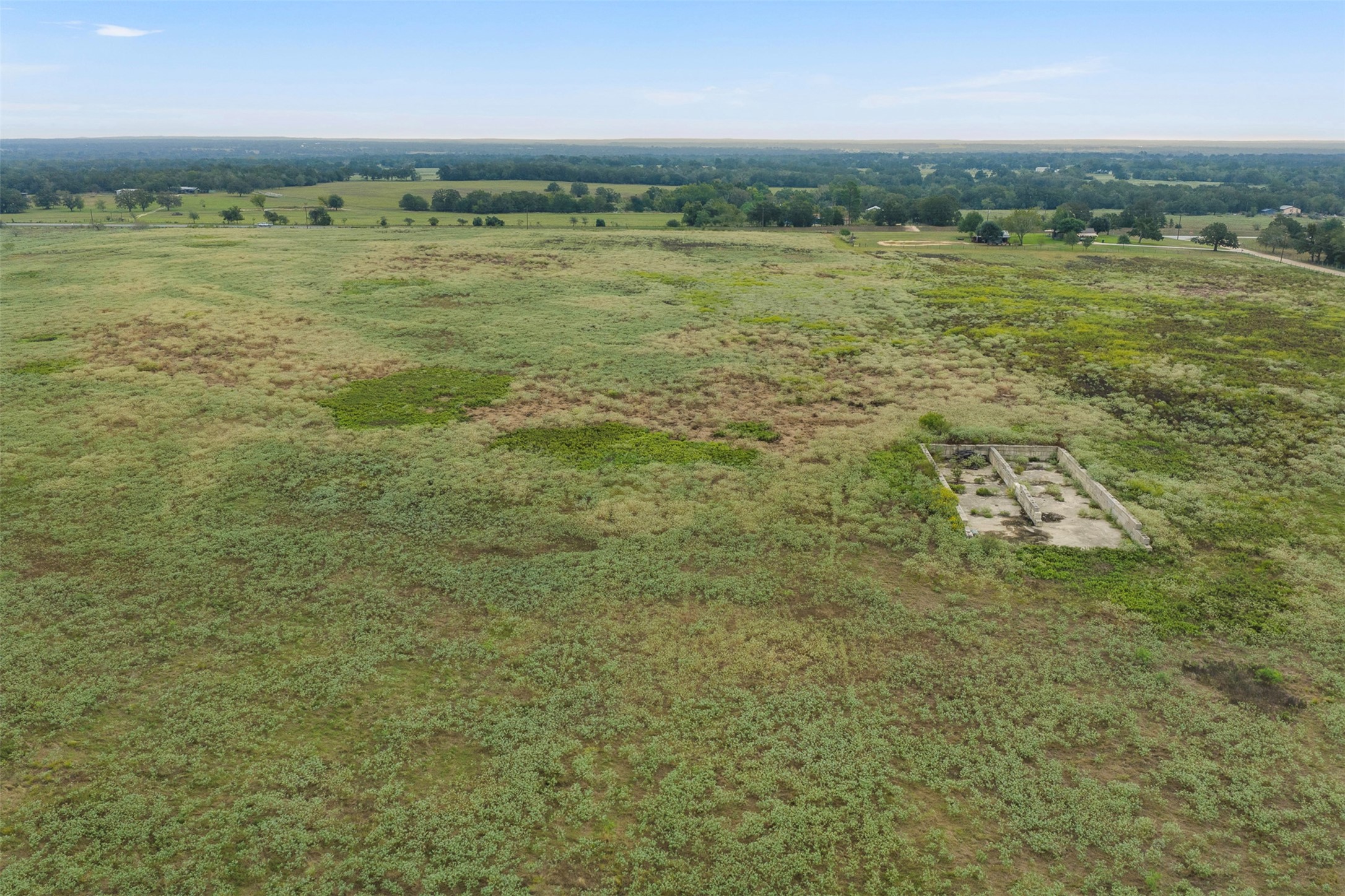 main property photo 10