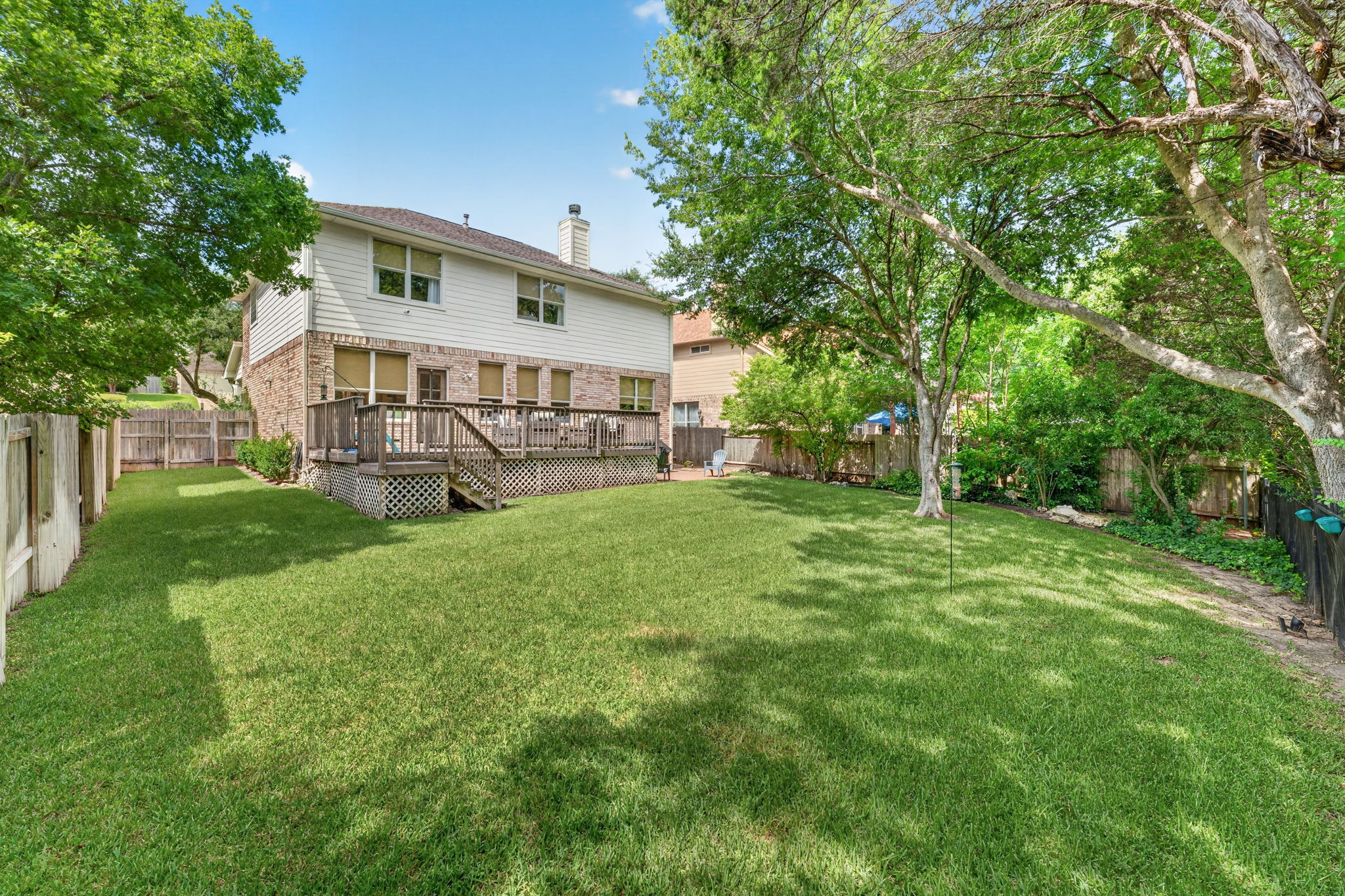 main property photo 26