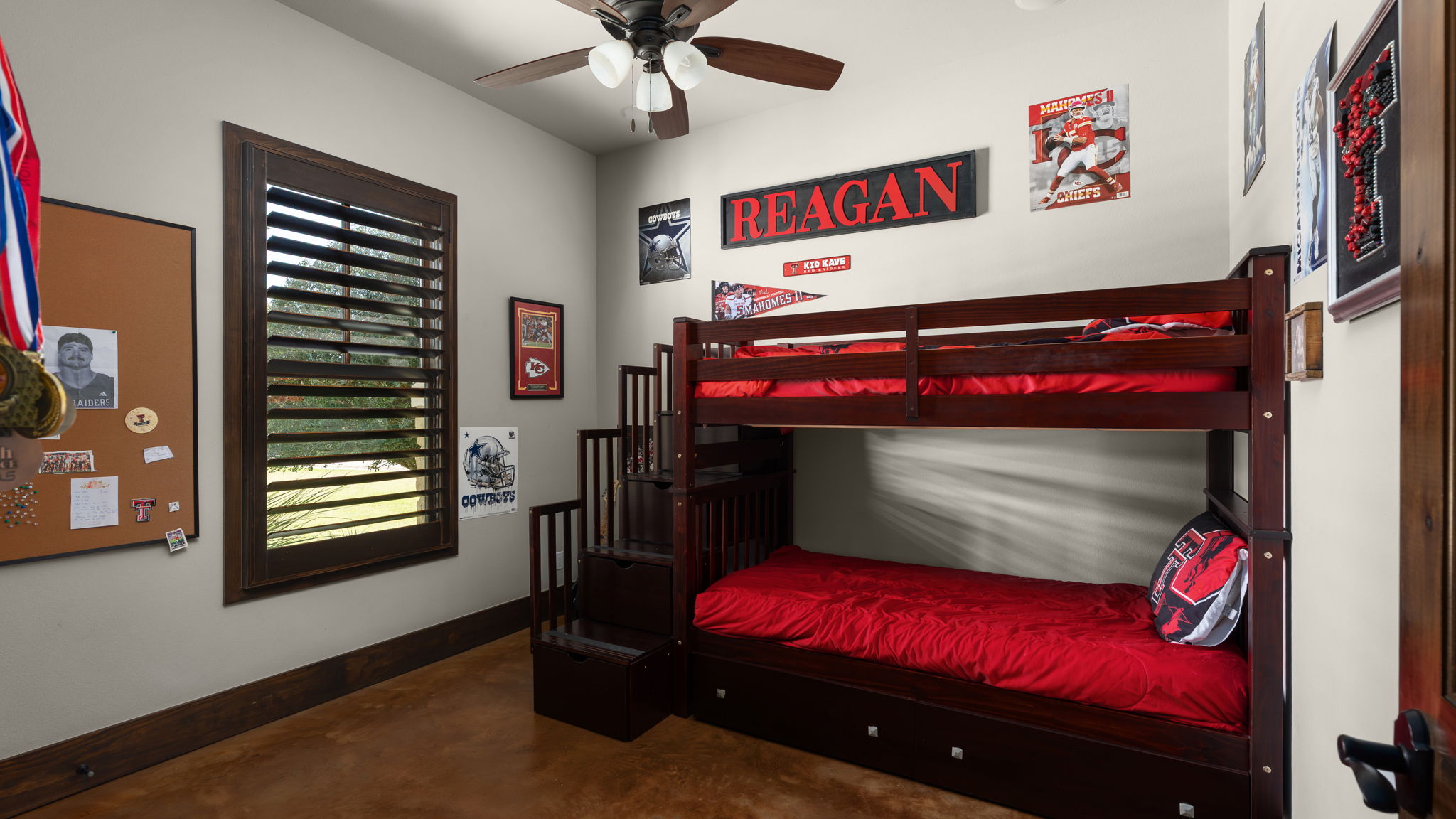 main property photo 22