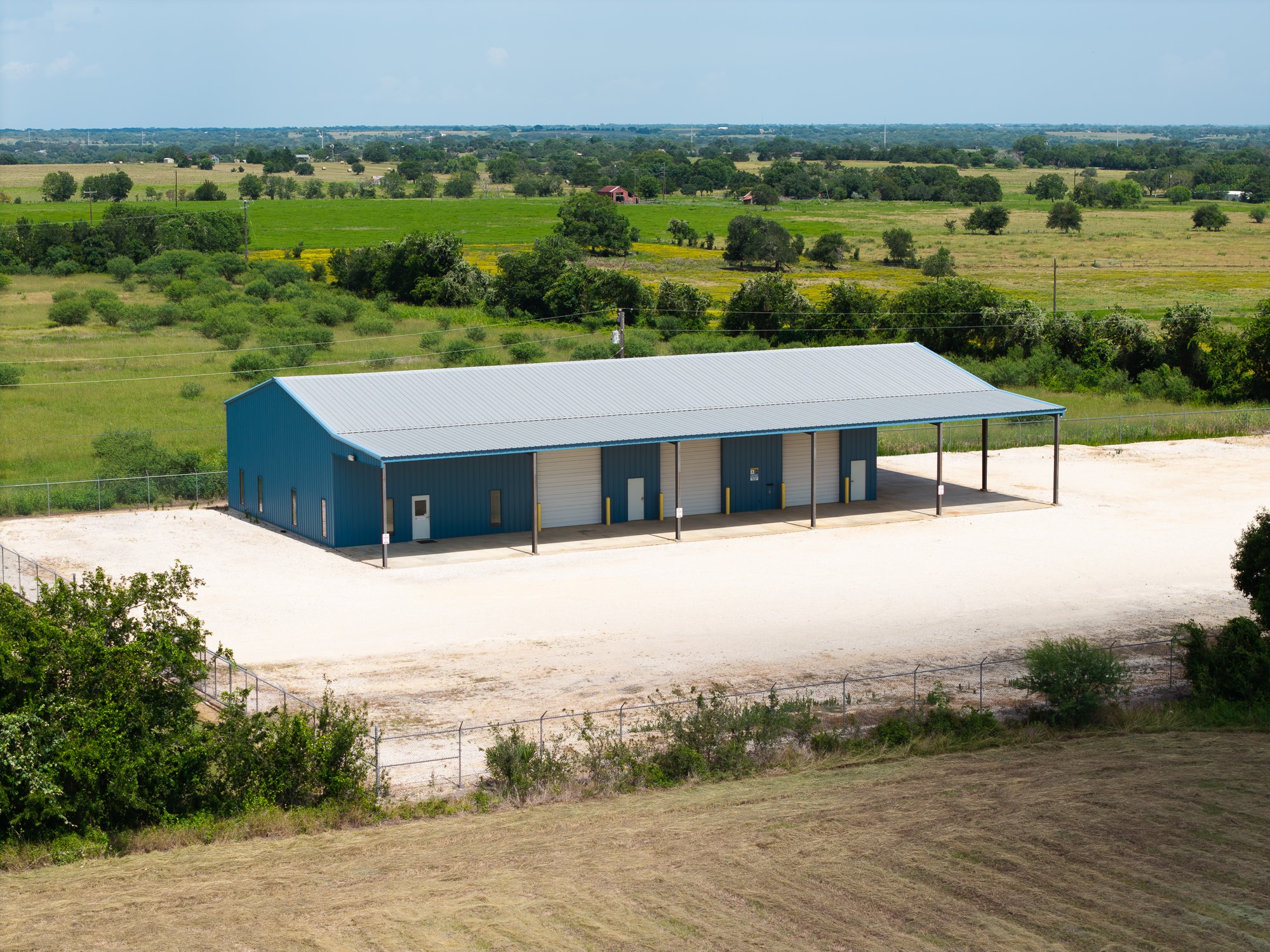 main property photo 5