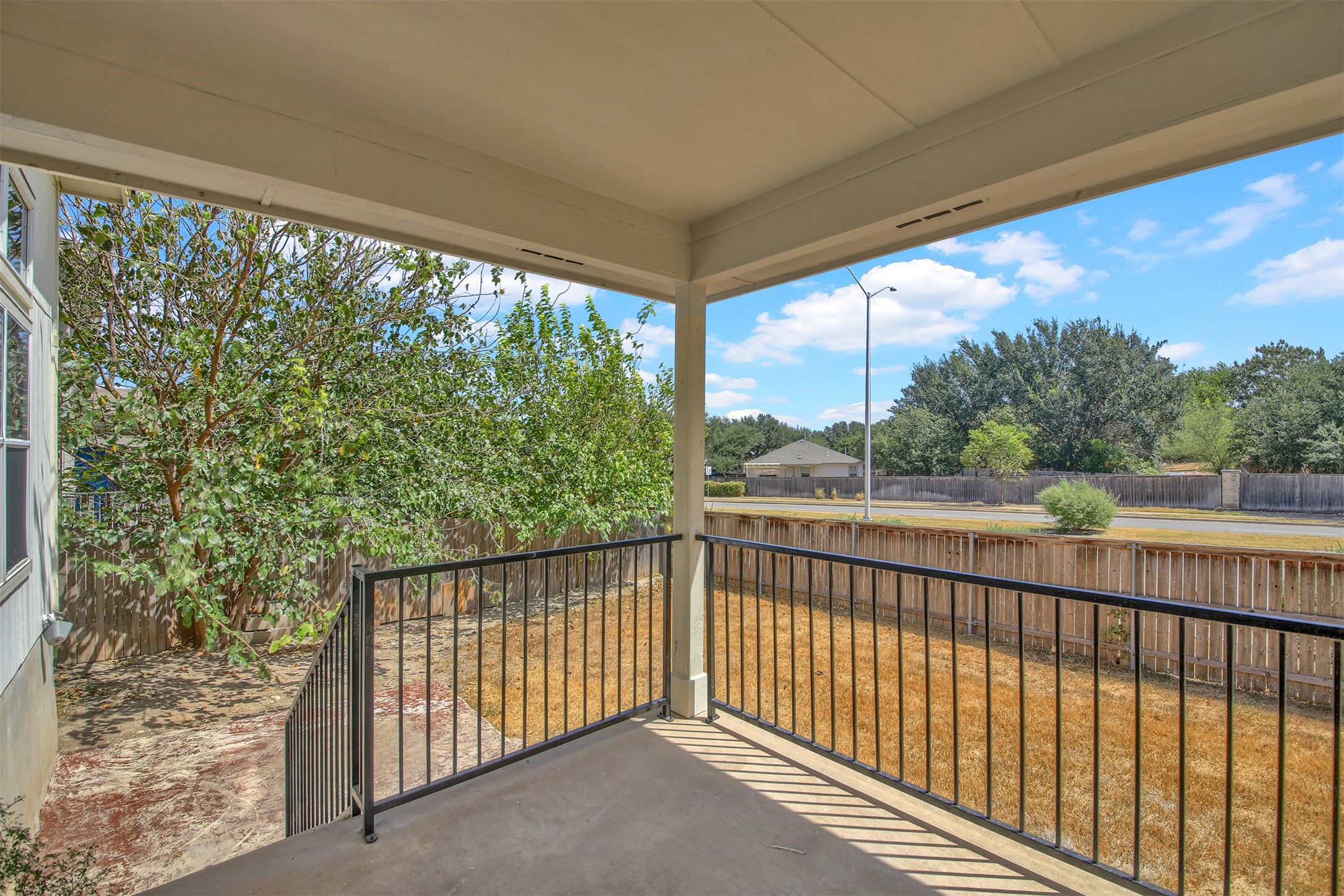 main property photo 24