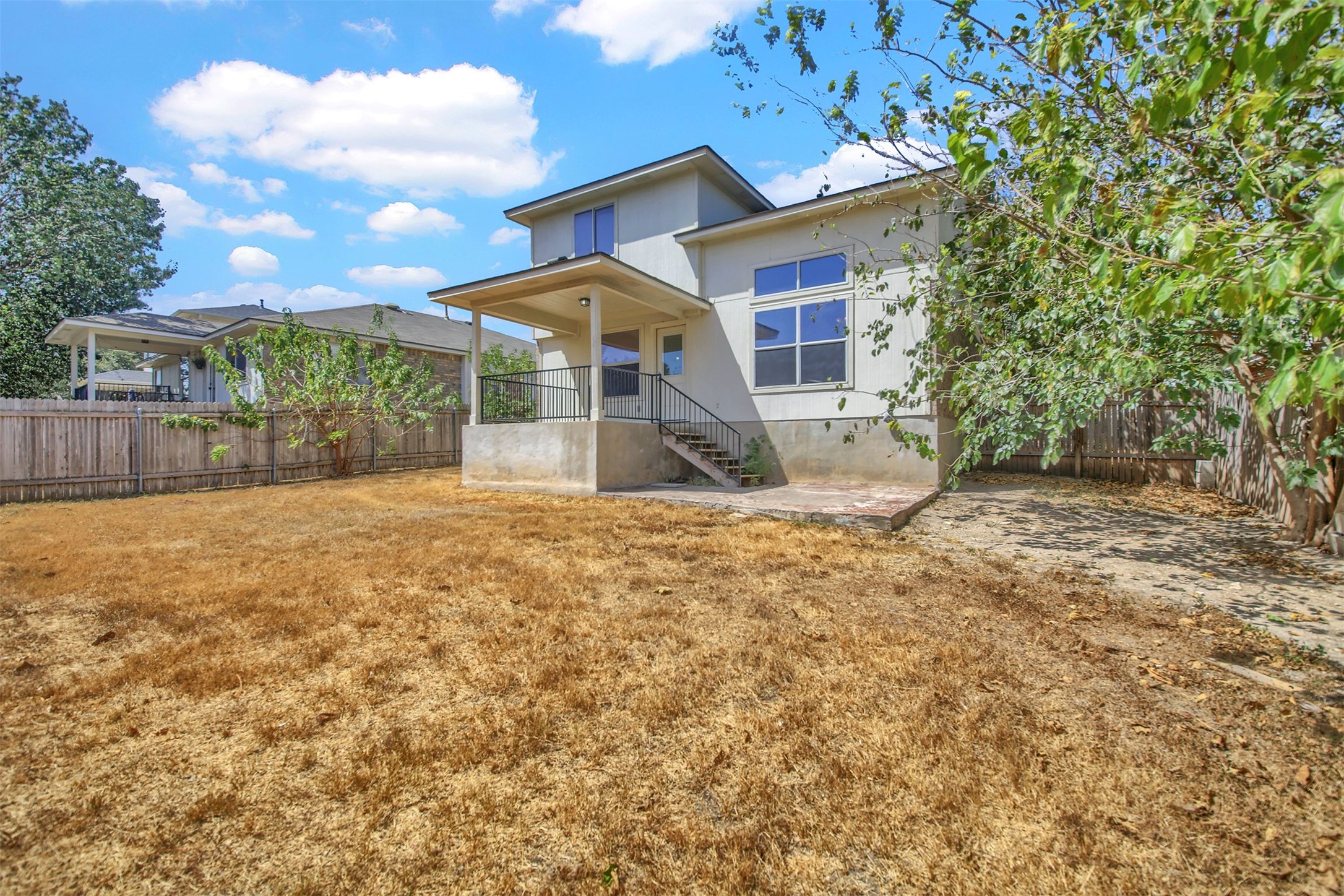 main property photo 26