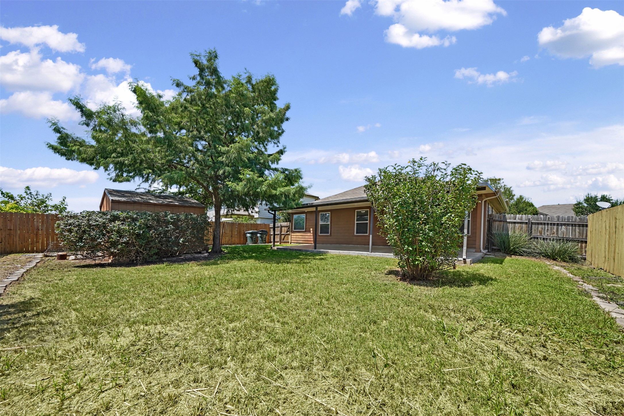 main property photo 21