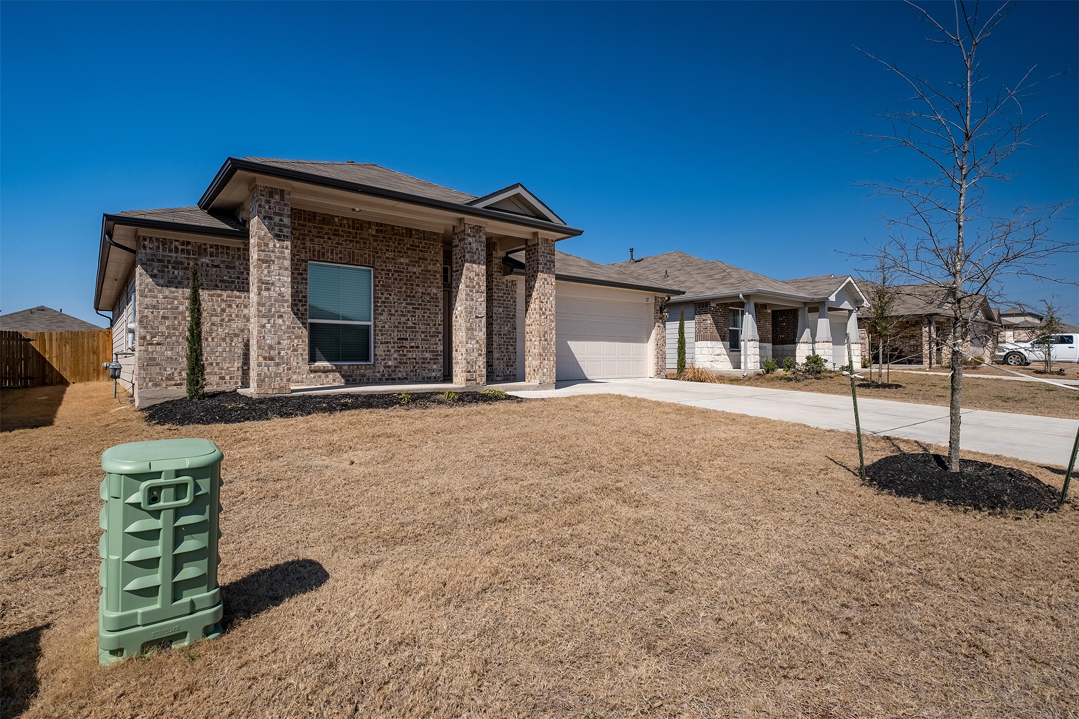 main property photo 2