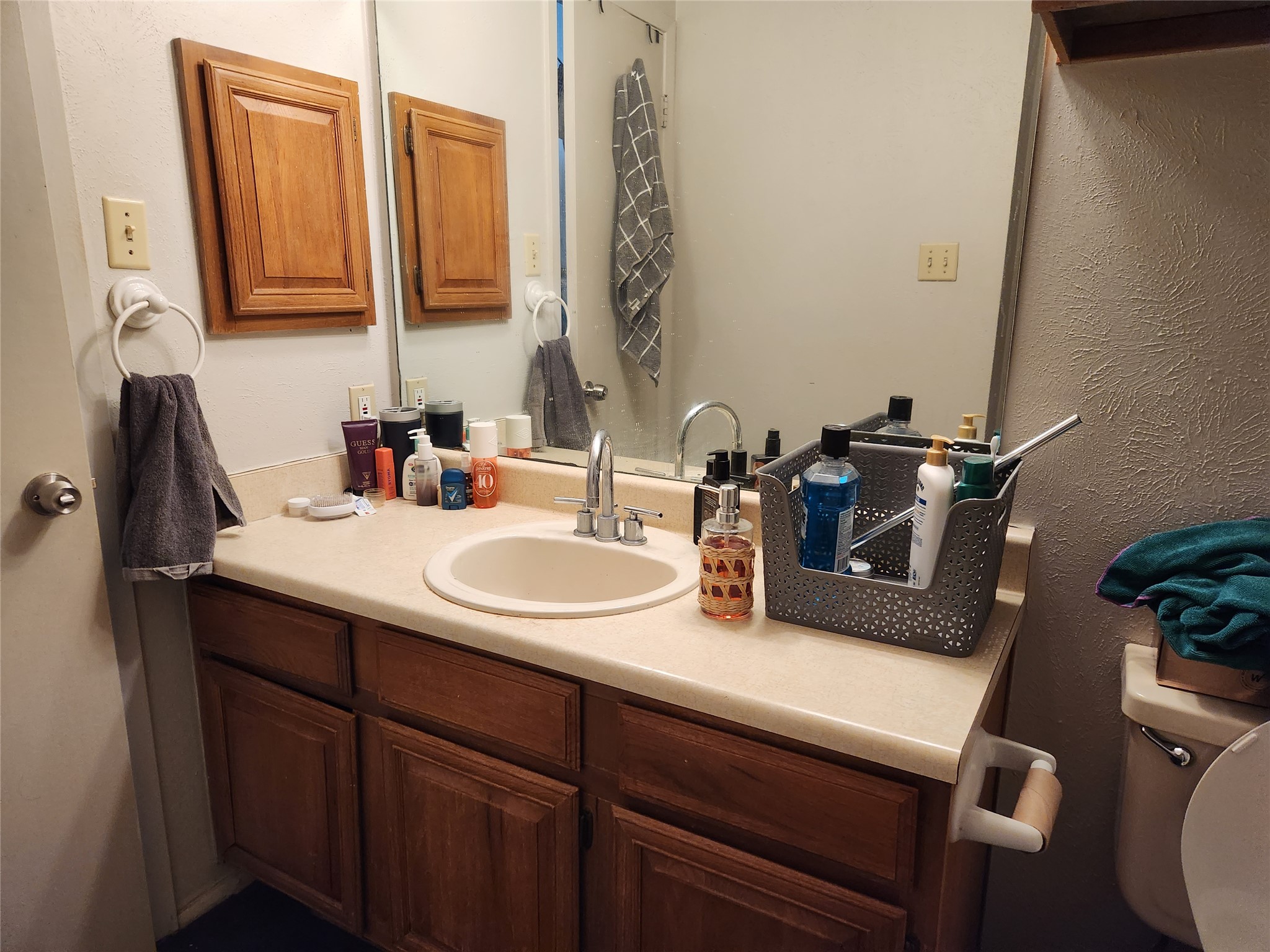 main property photo 11