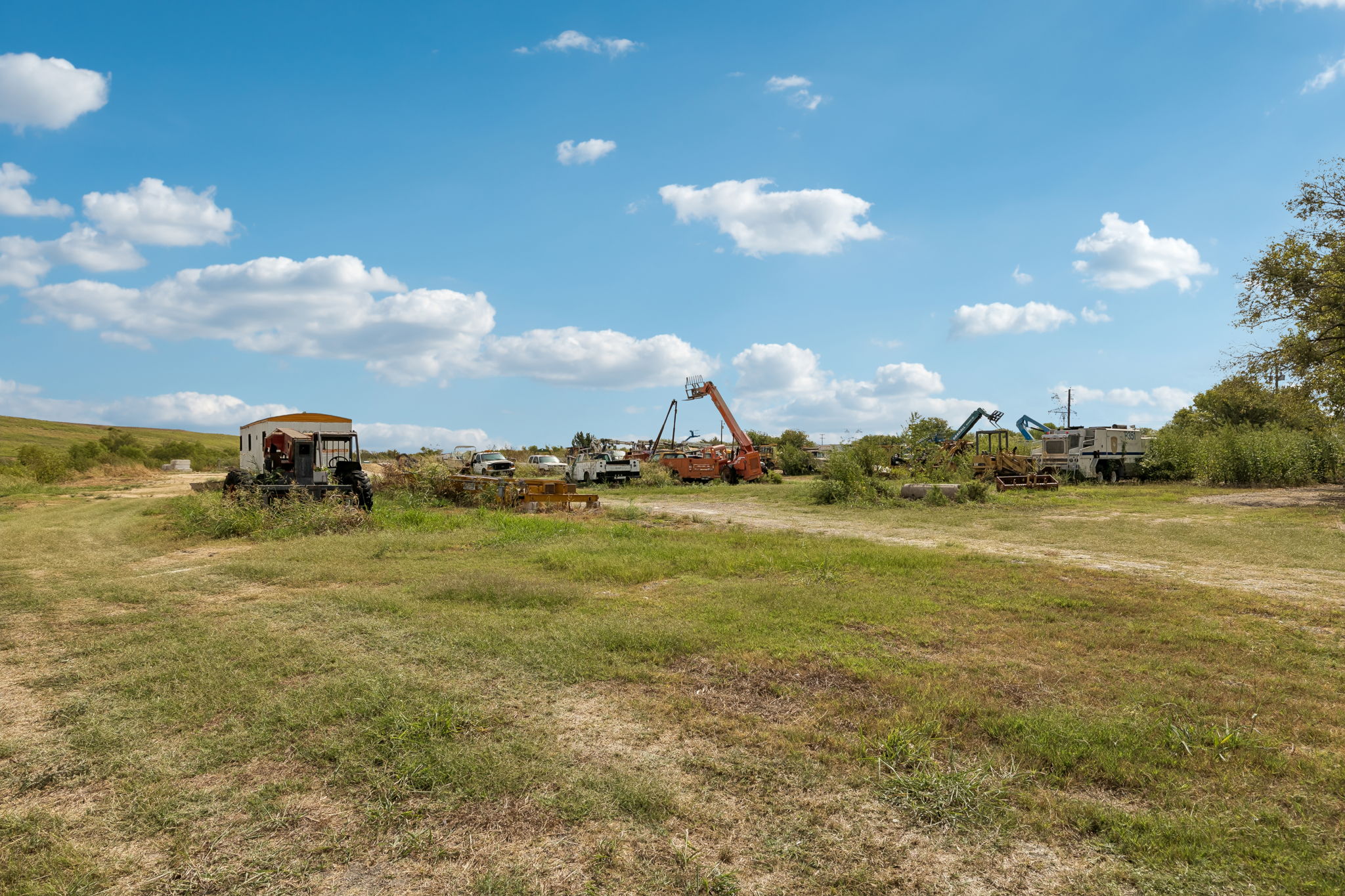 main property photo 18