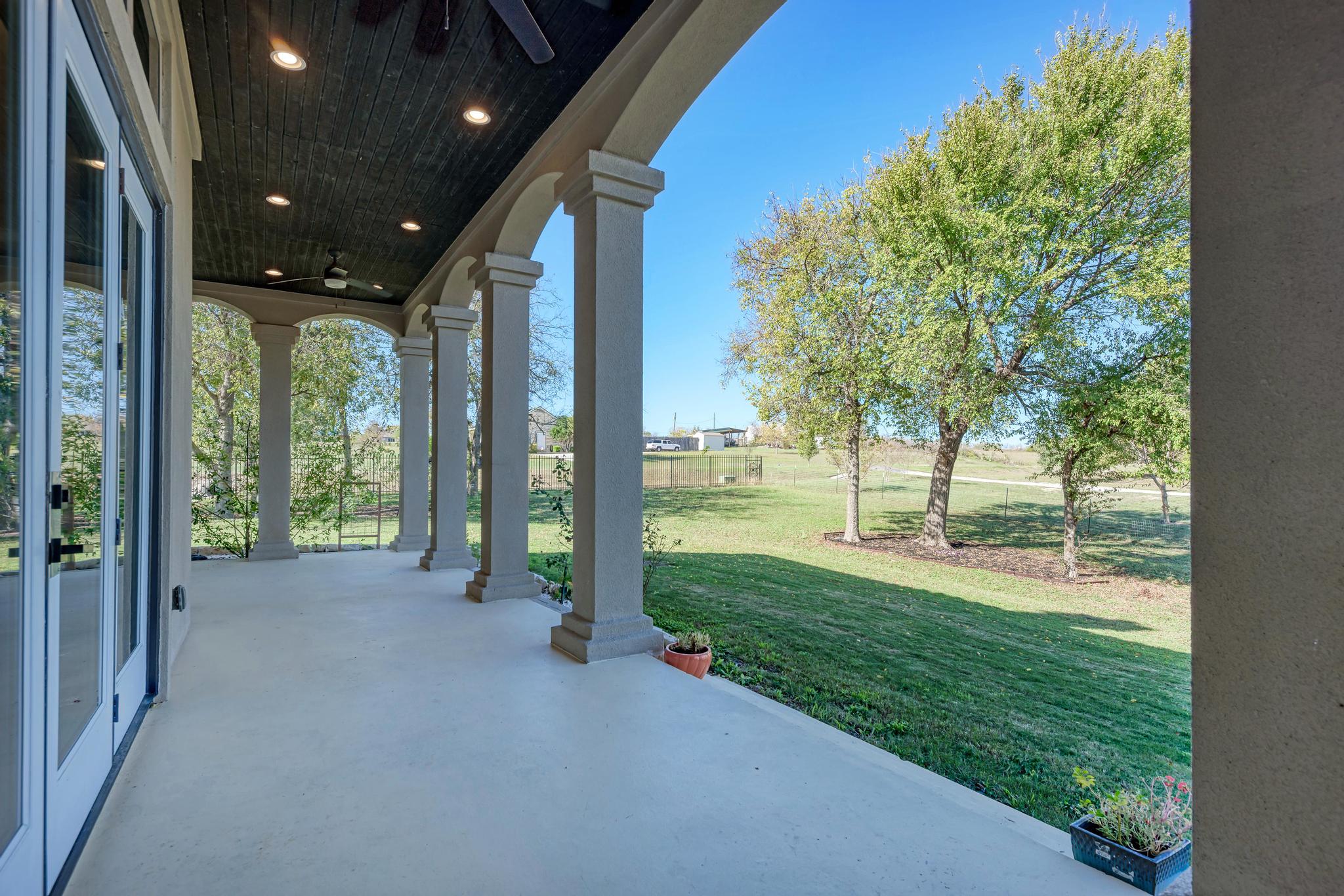 main property photo 33