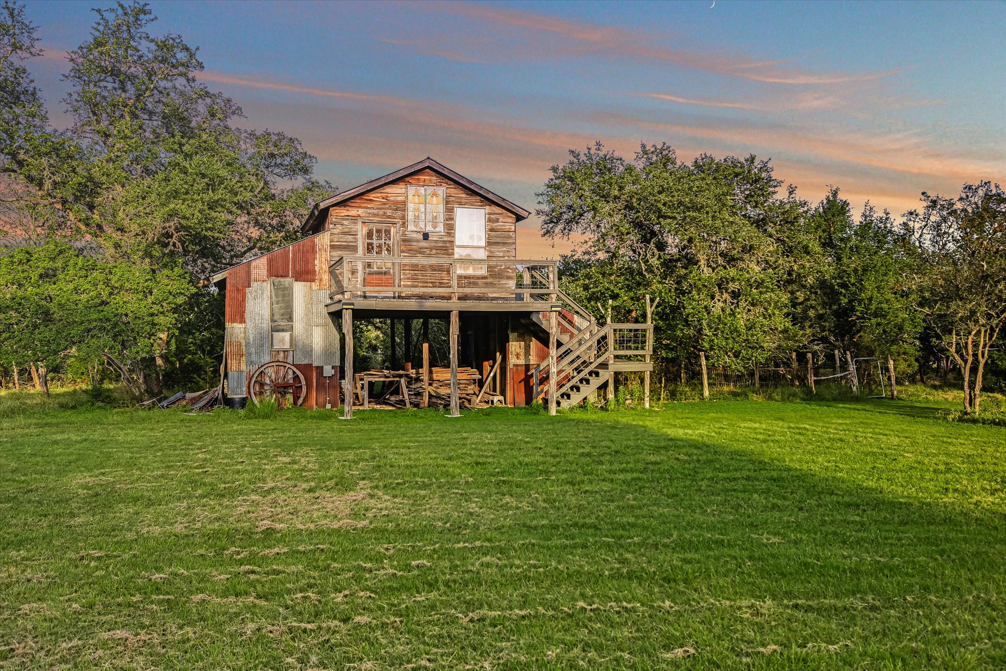 main property photo 12