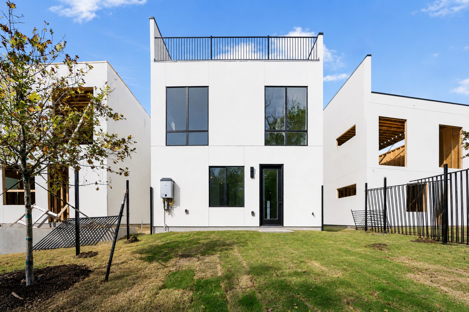 main property photo 24