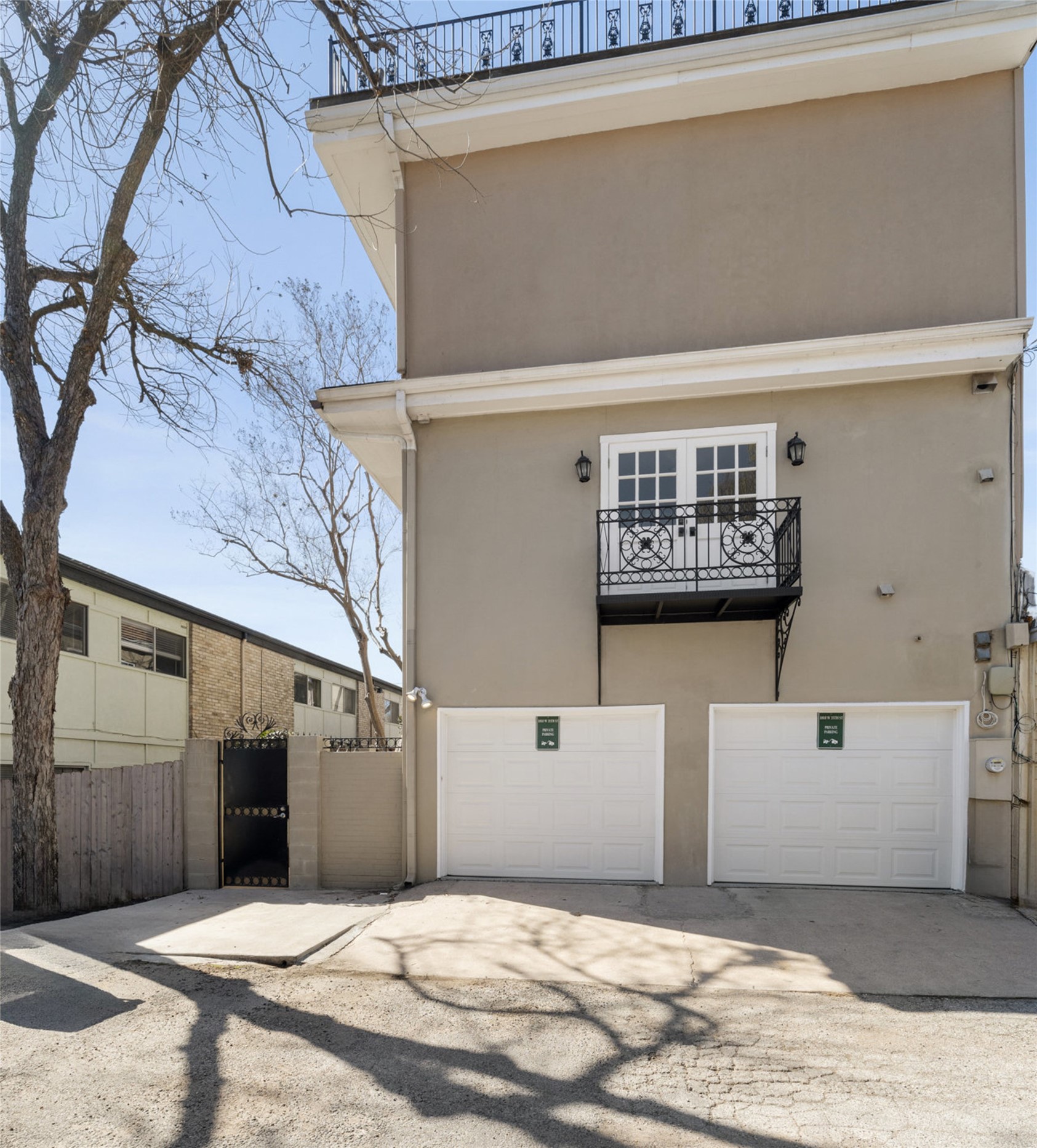 main property photo 38