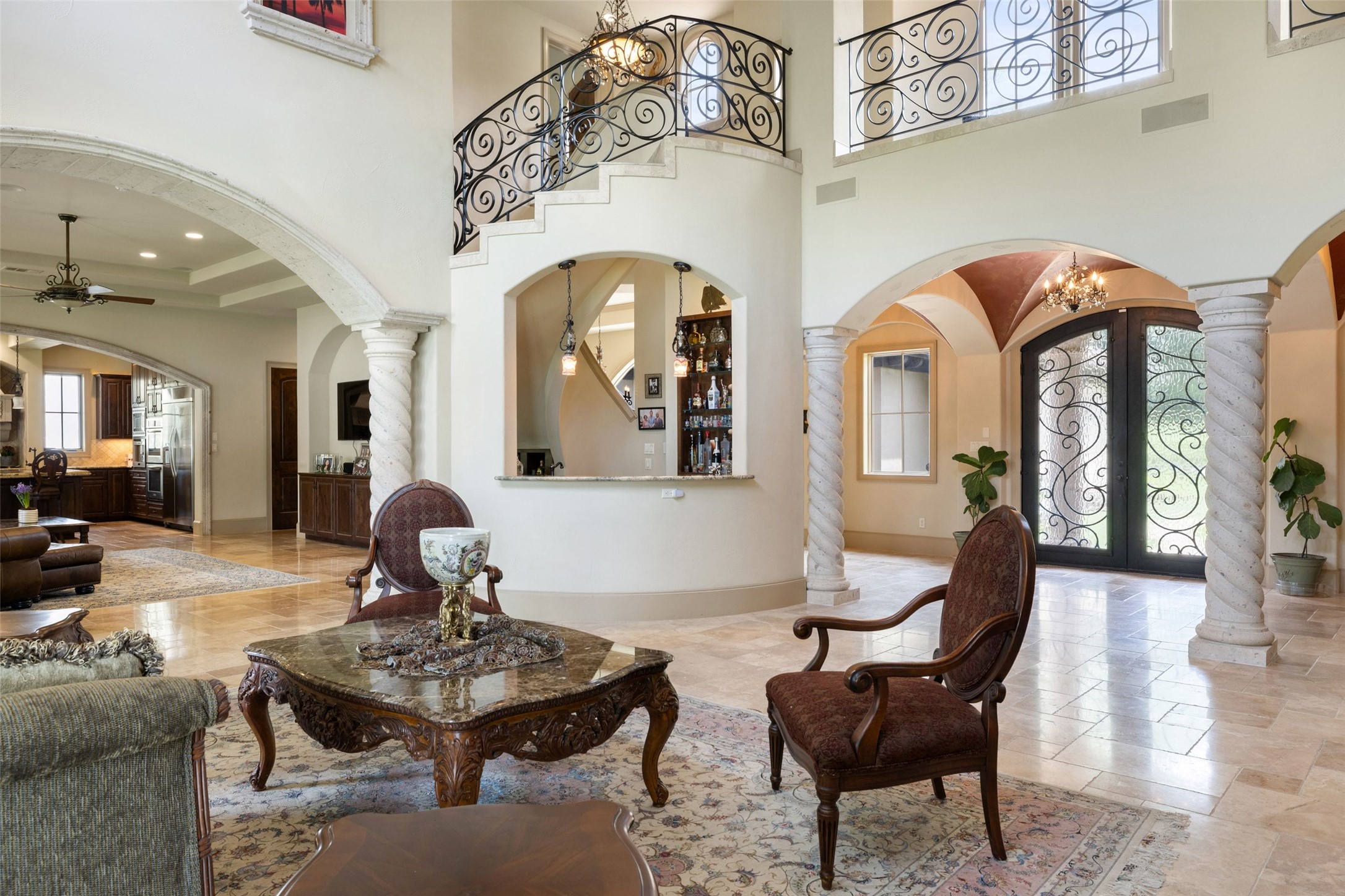 main property photo 9