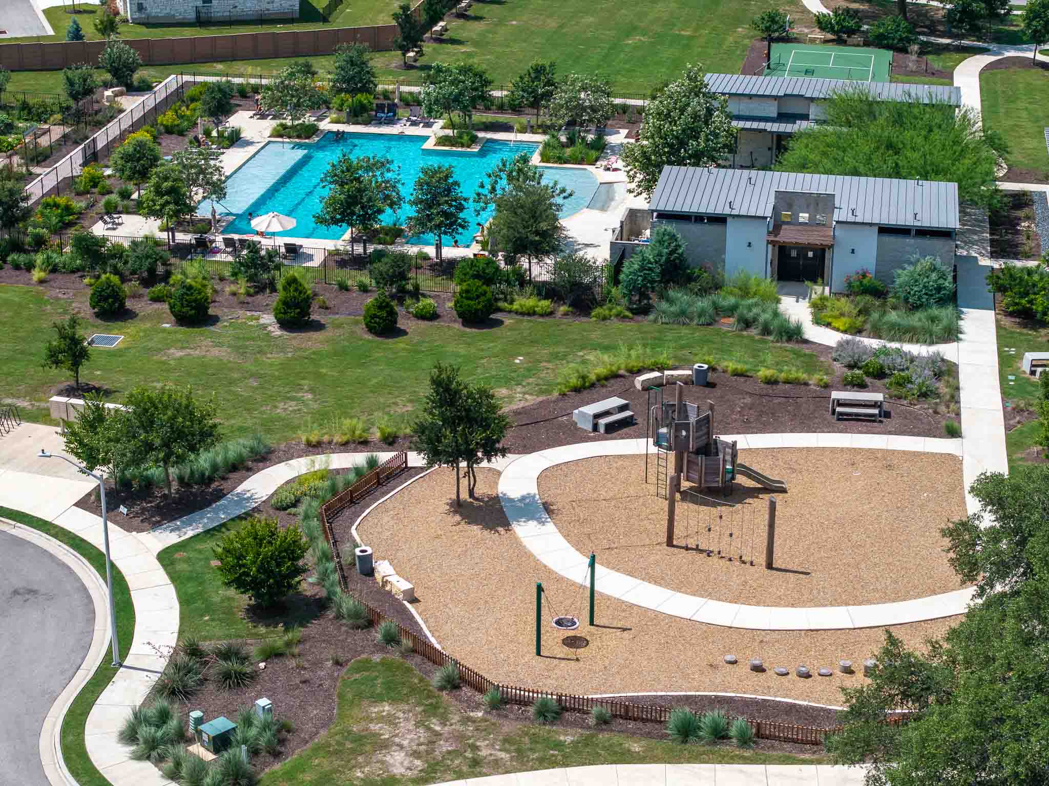 main property photo 38