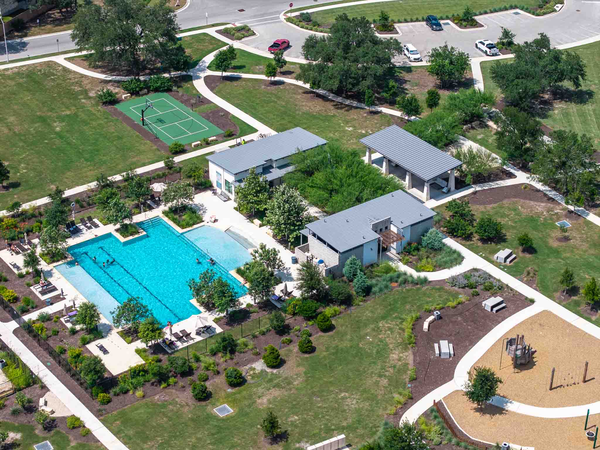 main property photo 39