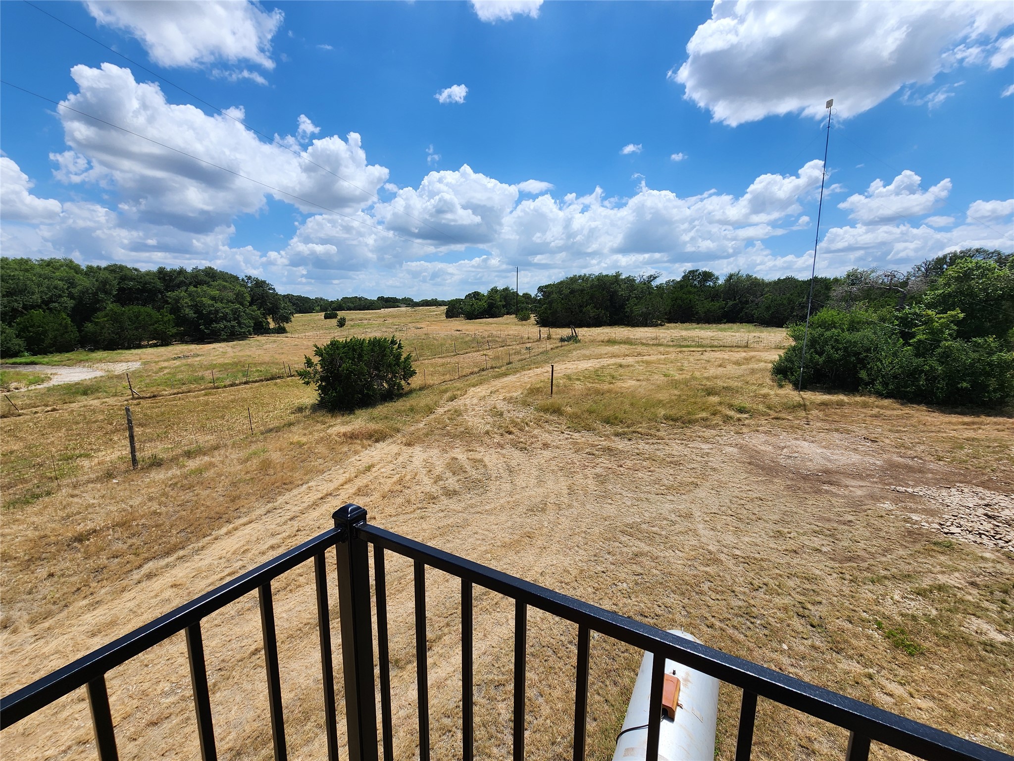 main property photo 35