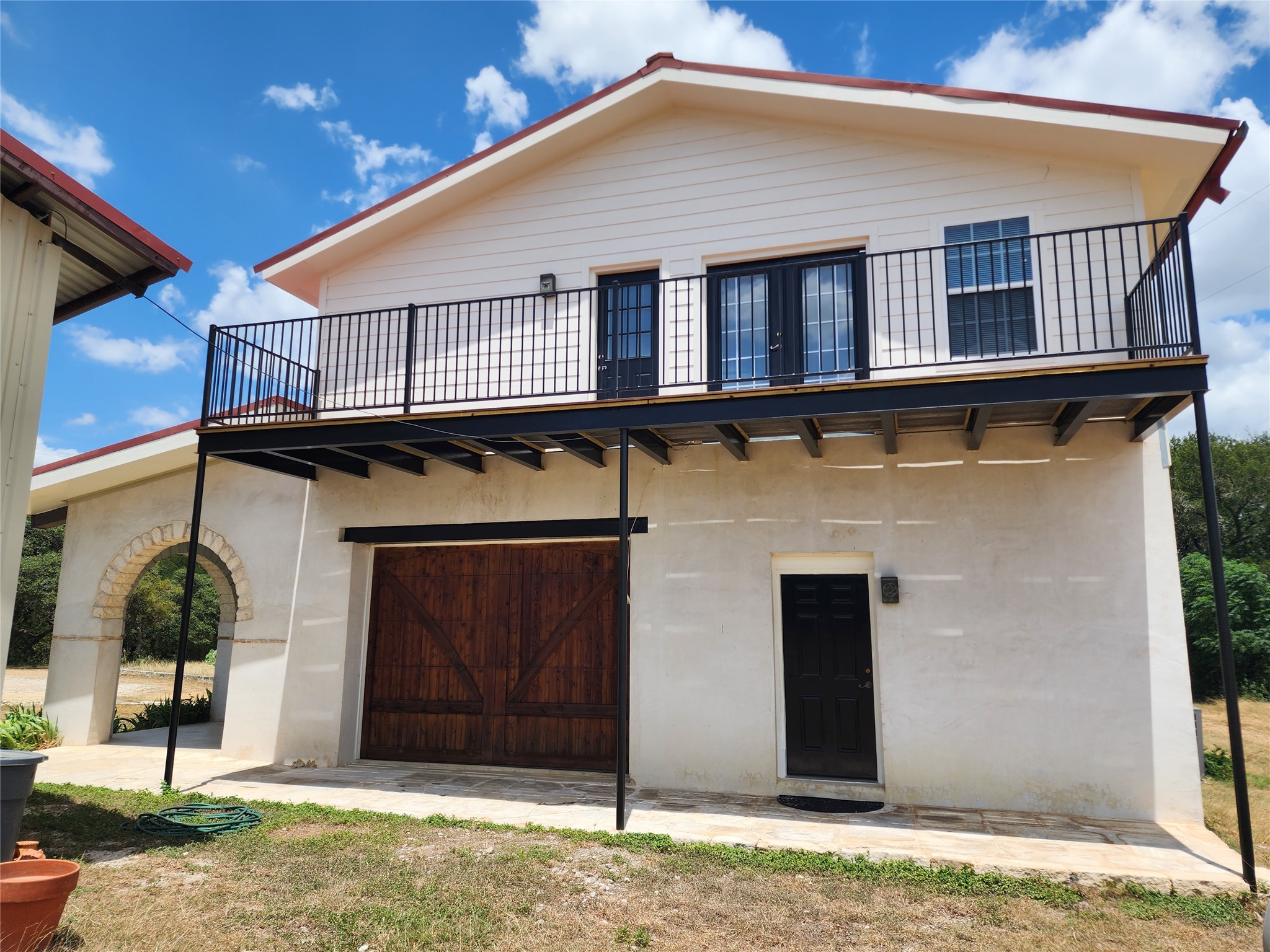 main property photo 8