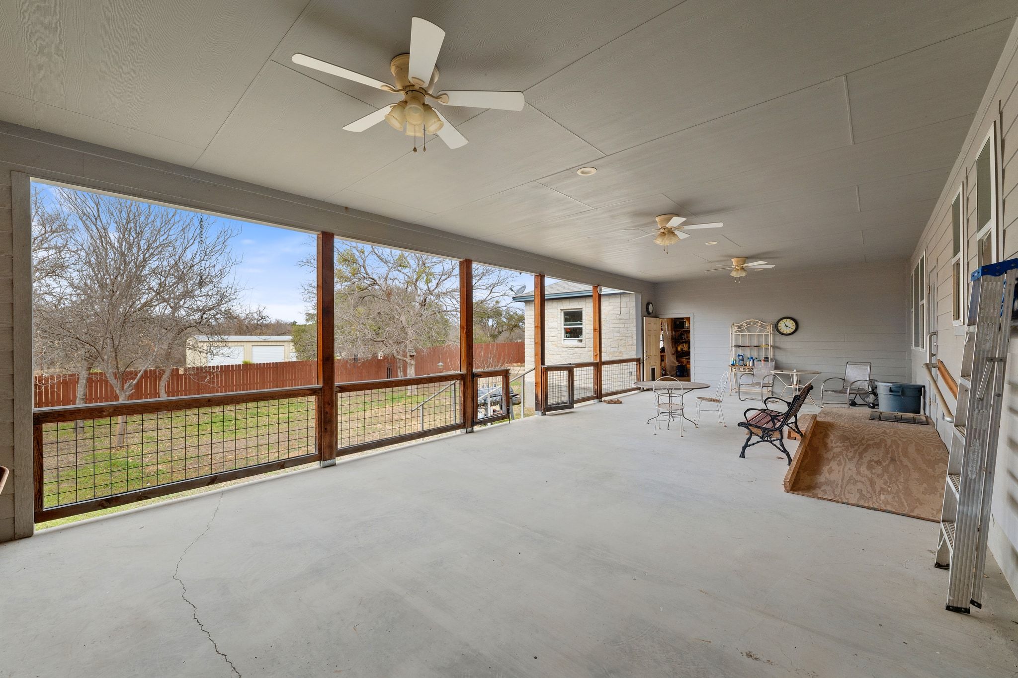 main property photo 38