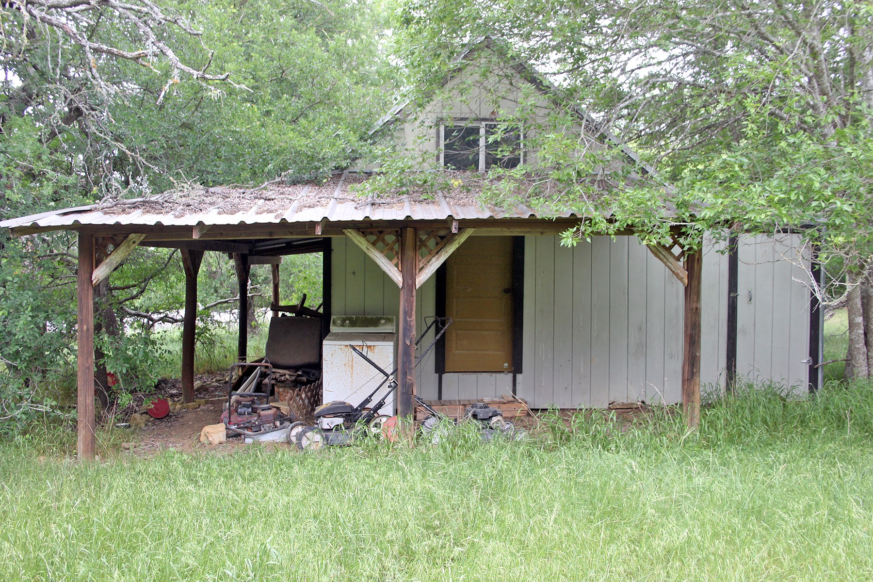 main property photo 18