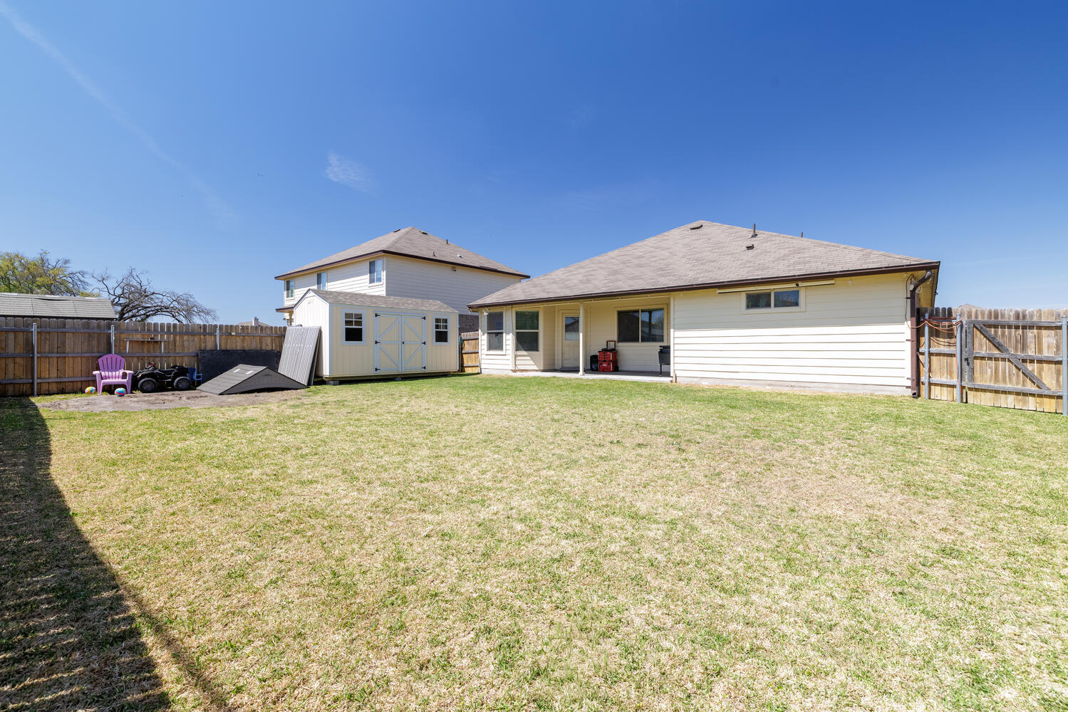 main property photo 31
