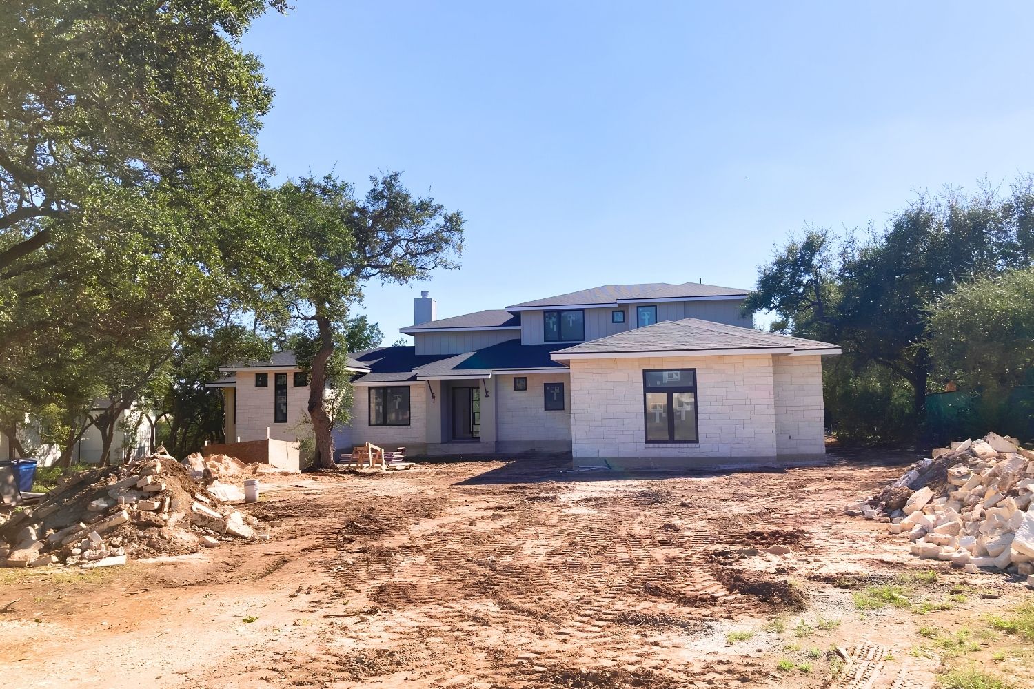 main property photo 14