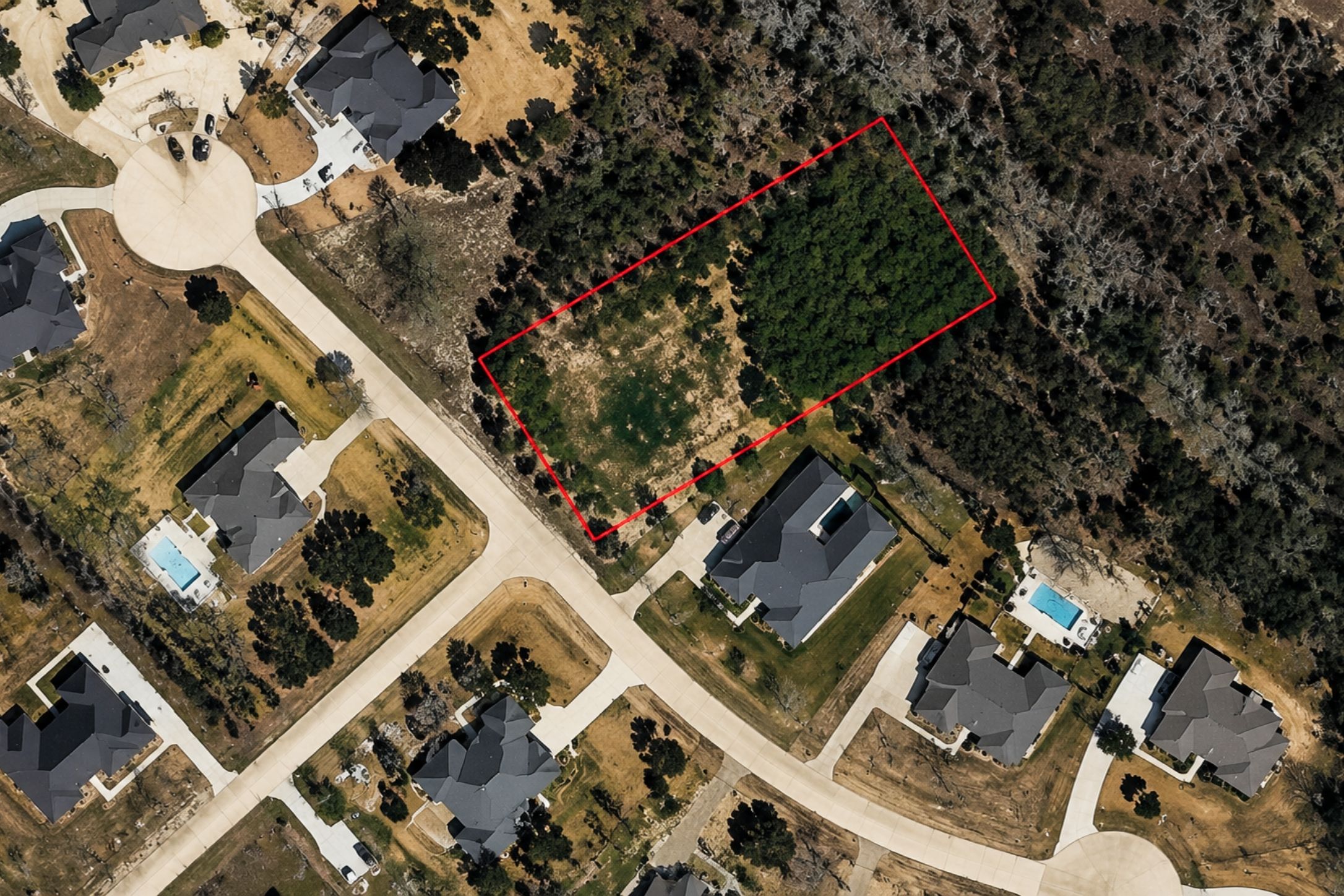 main property photo 17