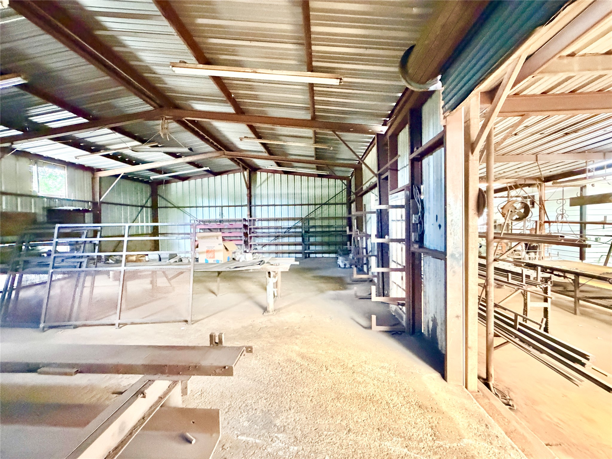main property photo 12