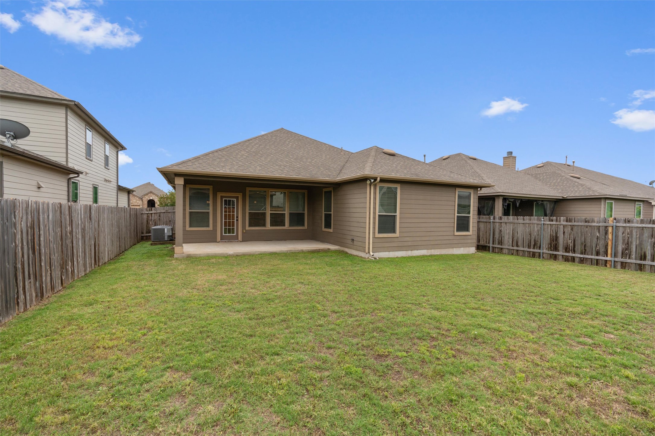 main property photo 29