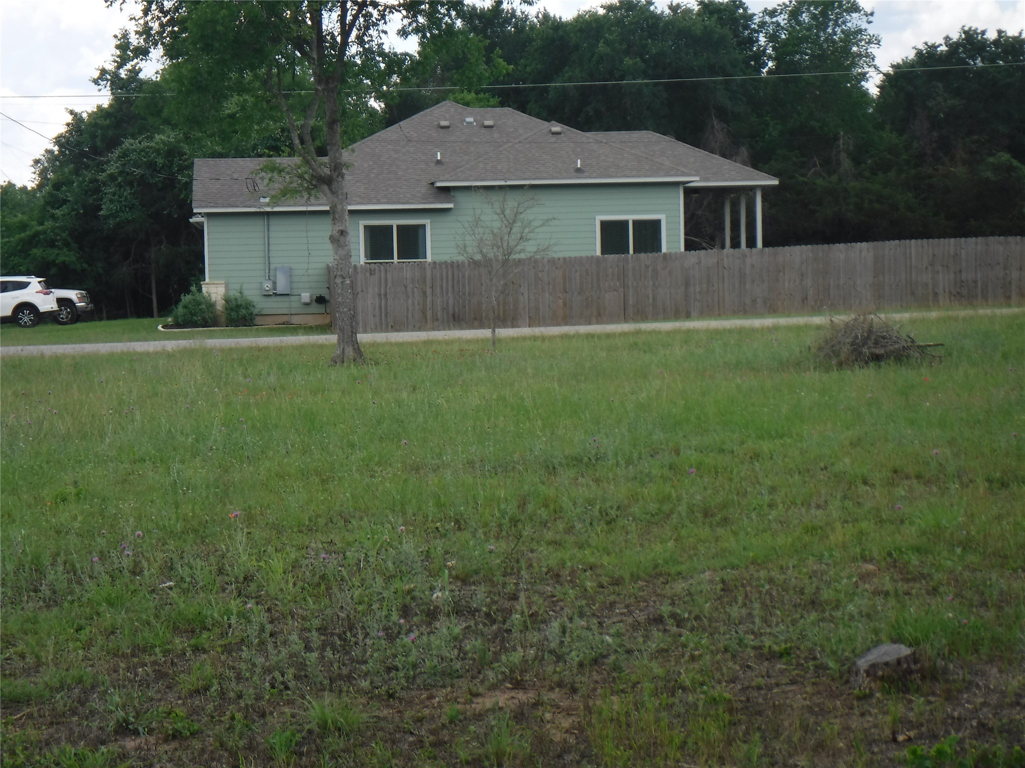 main property photo 22