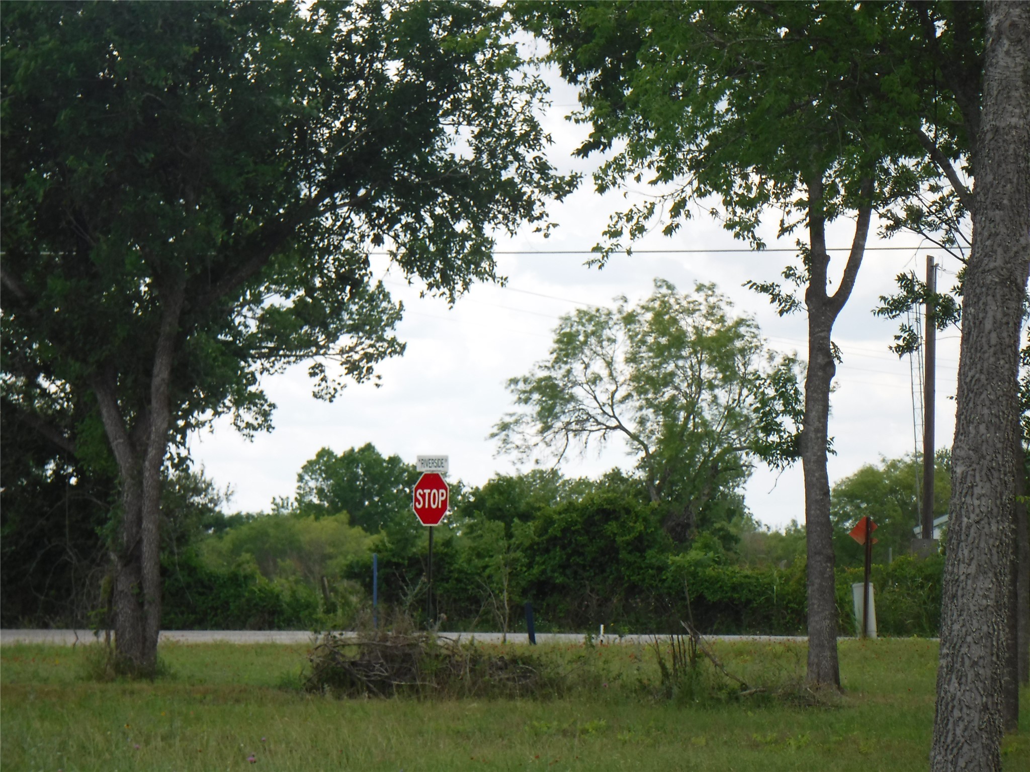 main property photo 27