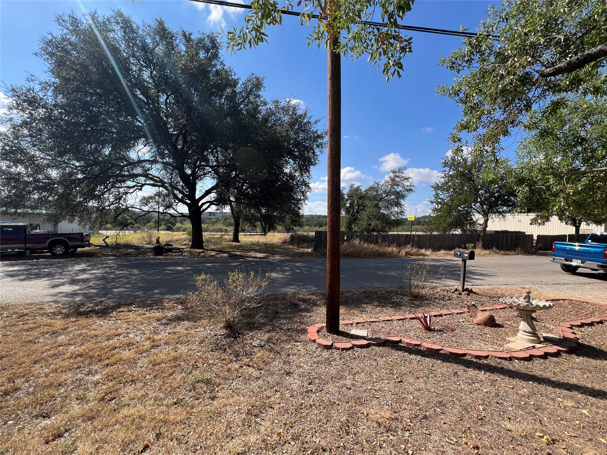 main property photo 9